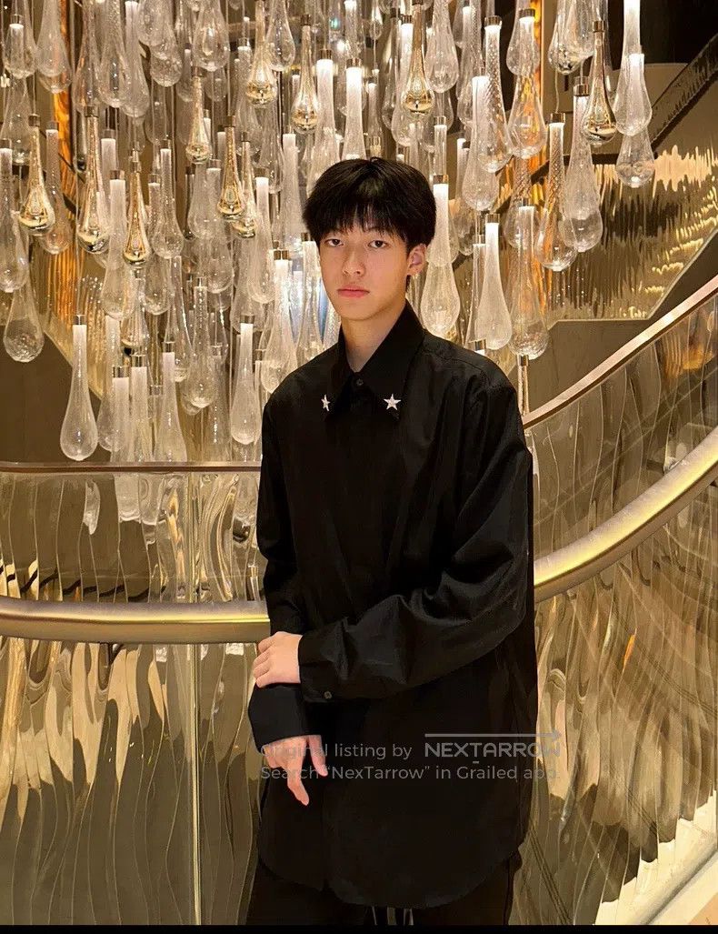 Givenchy Givenchy size 41 Long-sleeved shirt with black collar and m Size US L / EU 52-54 / 3 - 1 Thumbnail
