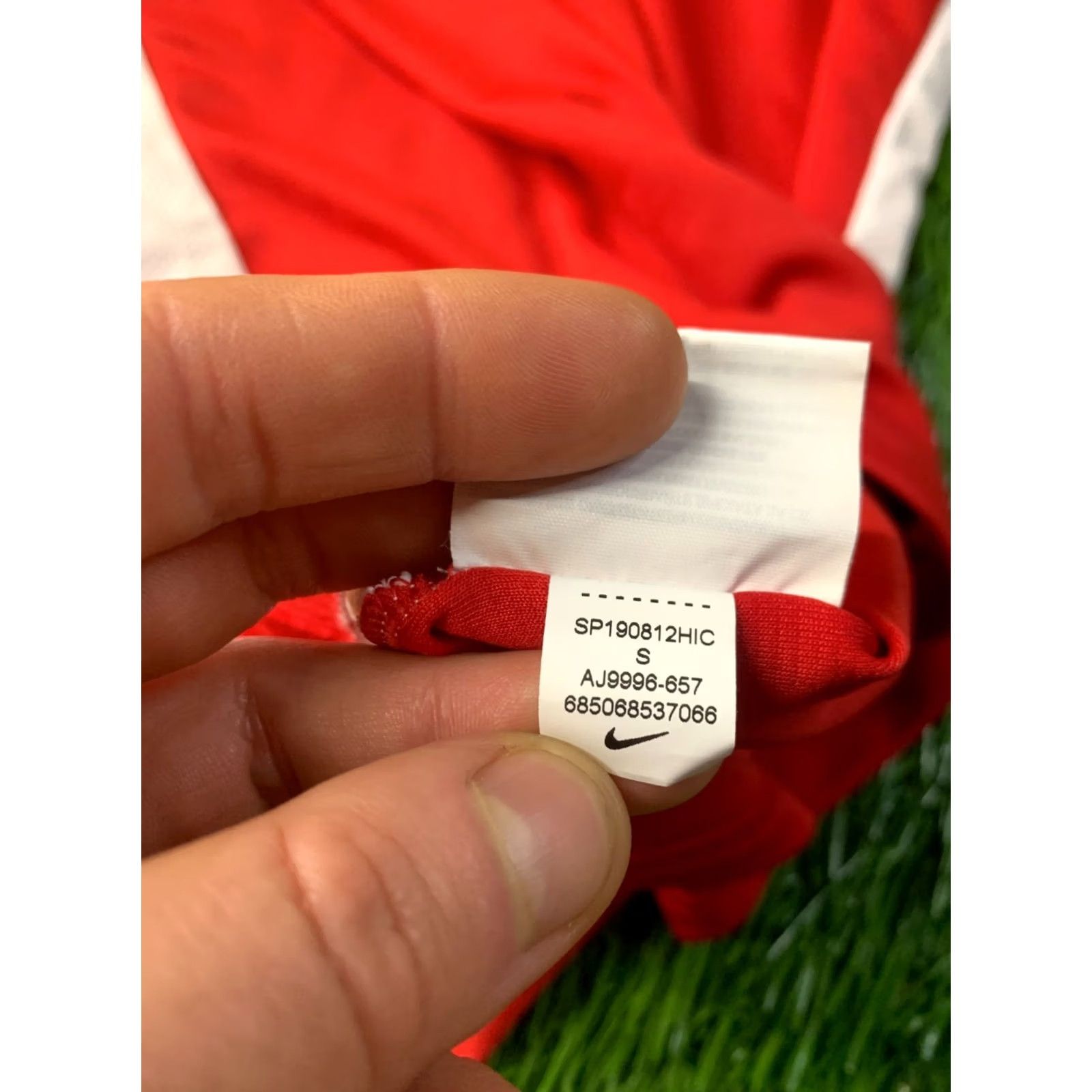 Nike Nike Academy Dri-Fit Original 2019 Mens Football Shirt Jersey Tee S Red White Size US S / EU 44-46 / 1 - 7 Thumbnail