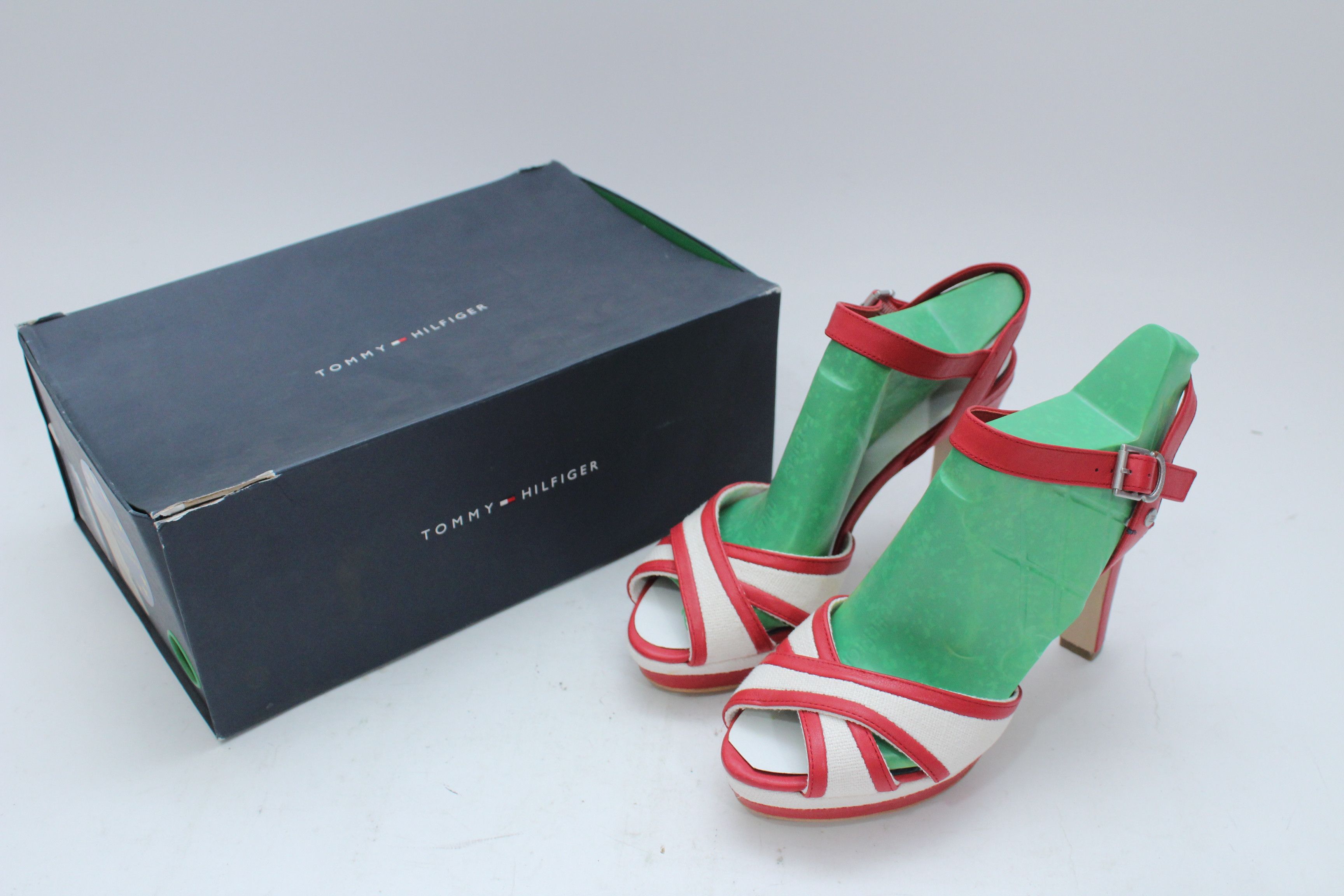 Tommy Hilfiger Tommy Hilfiger Sandals Hells Size 38 Authentic Vintage Size US 8 / IT 38 - 2 Thumbnail