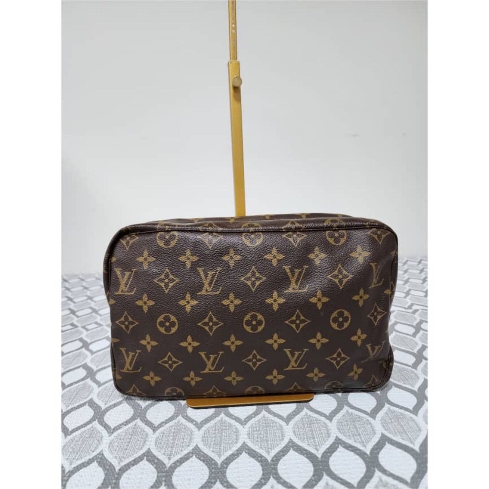 Louis Vuitton LOUIS VUITTON Monogram Canvas Trousse Toilette 28 Clutch Brw Size ONE SIZE - 6 Thumbnail
