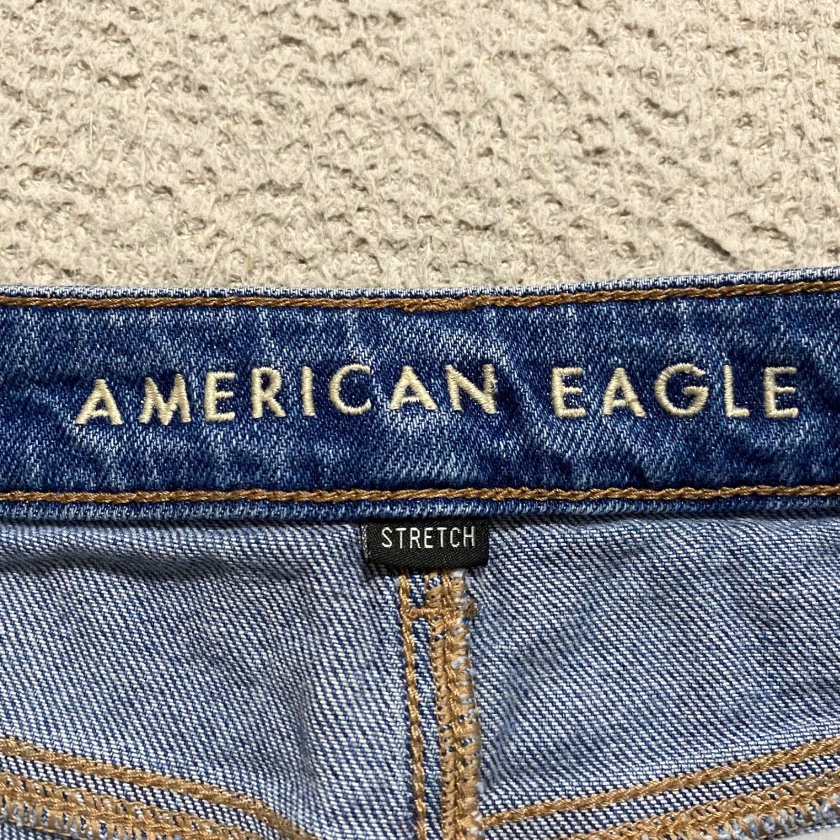 American Eagle Outfitters American Eagle Outfitters Mom Jeans Womens Size 2 Blue Denim Medium Wash Distressed Raw Hem 90s Grunge Retro Size 26" / US 2 / IT 38 - 3 Thumbnail