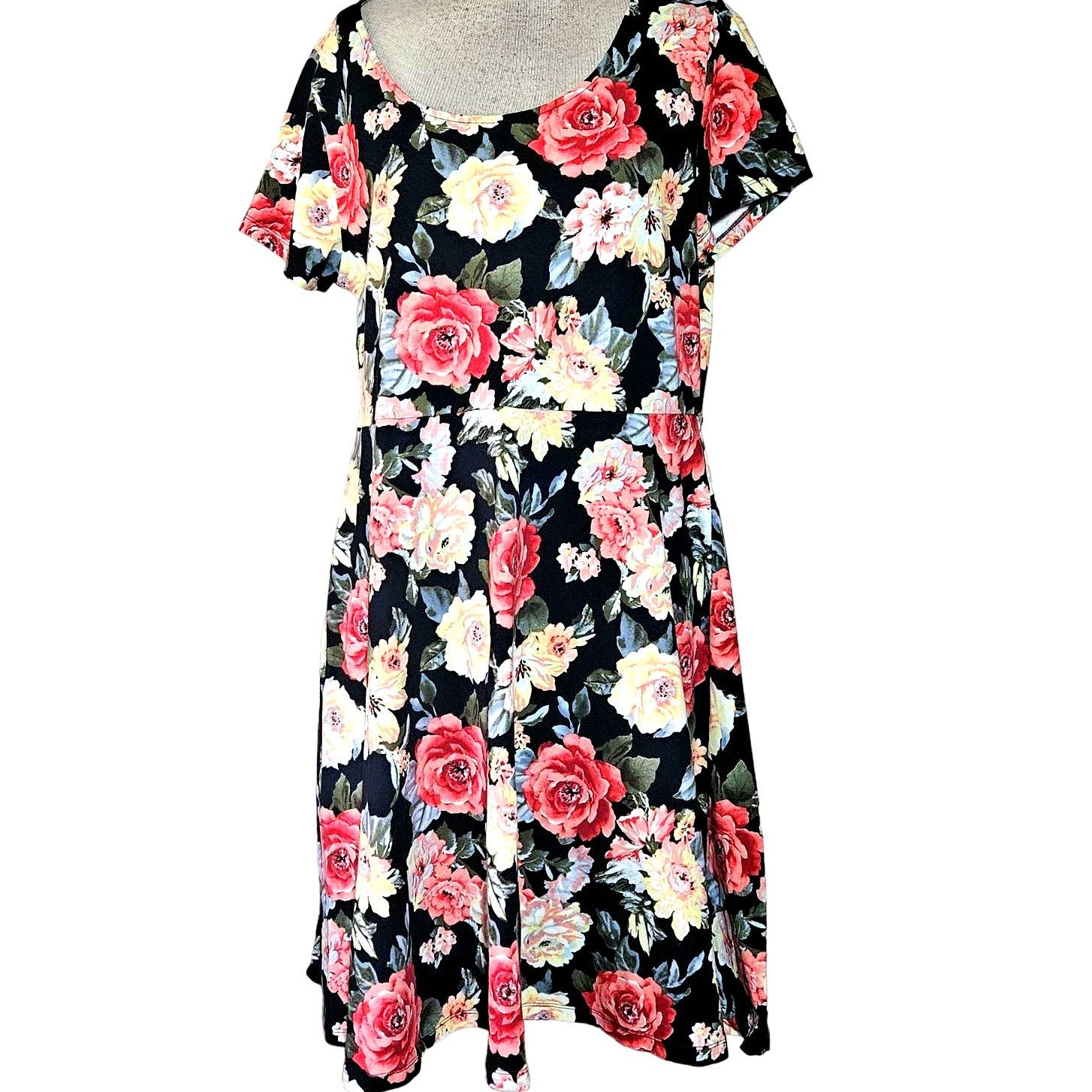 Forever 21 Black and Pink Floral Cotton Blend Short Sleeve Dress Size XL / US 12-14 / IT 48-50 - 1 Thumbnail