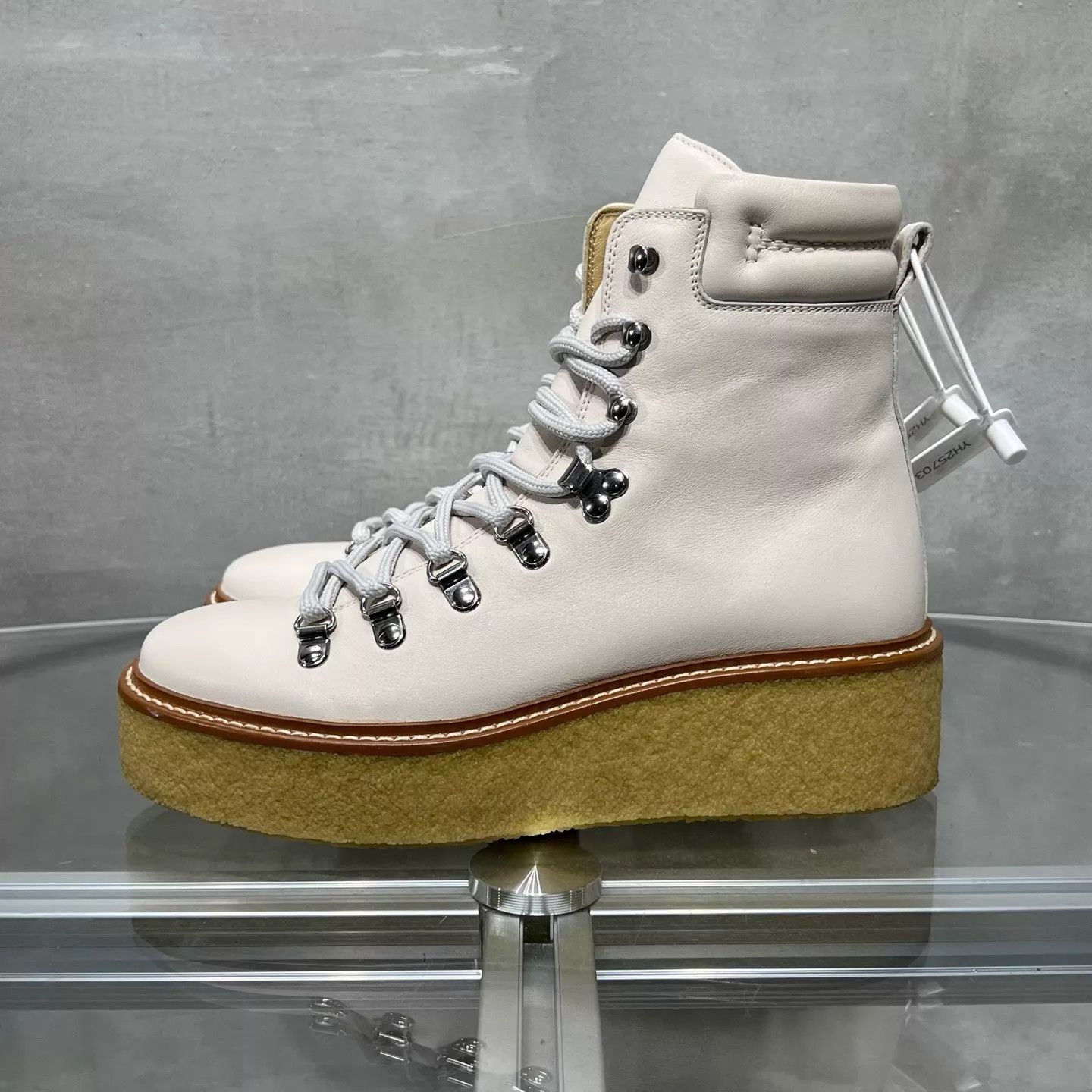 Hermes Hermes women's platform martin boots white 36 Size US 5.5 / IT 35.5 - 3 Thumbnail