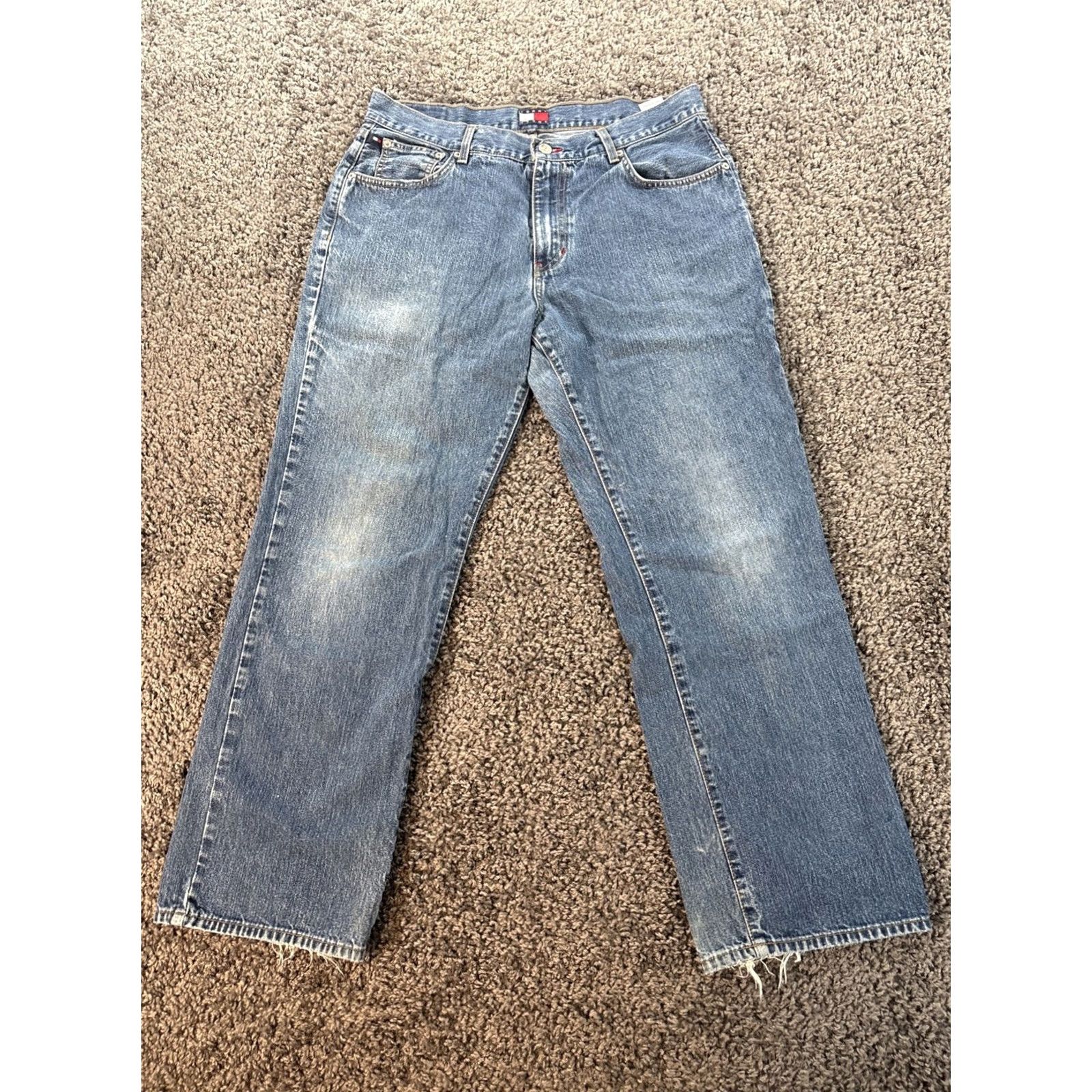 Tommy Hilfiger VINTAGE Tommy Hilfiger Mens Pants Denim 34x29 Blue Embroidered Big Flag Logo Relaxed Straight 90s Baggy Hip Hop Wide Inseam 29 Pockets Mens Size US 34 / EU 50 - 4 Thumbnail