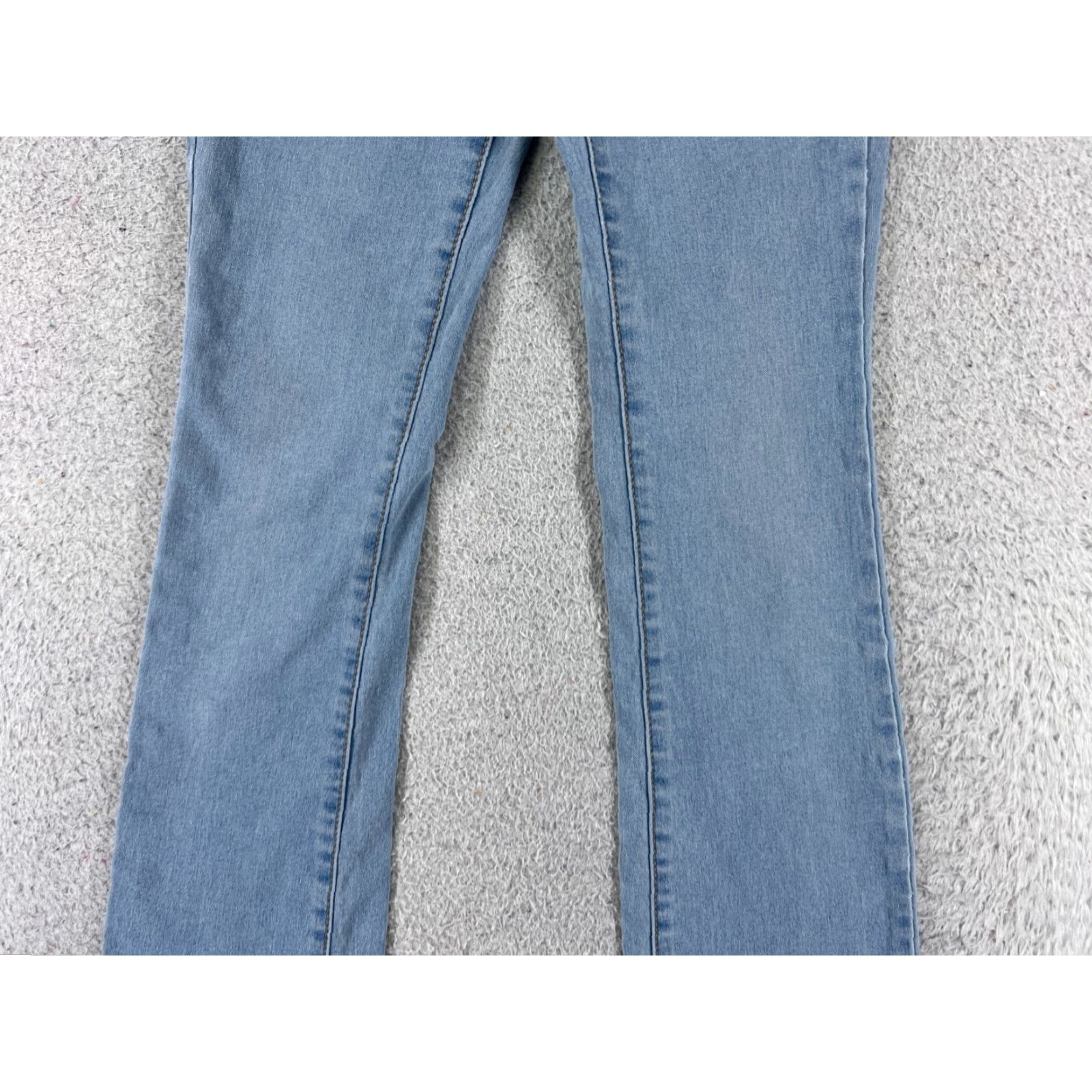 Vintage No Boundaries Jeans Juniors 1 Blue Denim Bootcut Light Wash 5-Pocket Embroidered Stretch Regular Cotton Blend Women's Jeans (Low Rise) - 29in Inseam Size 25" / US 0 / IT 36 - 3 Thumbnail
