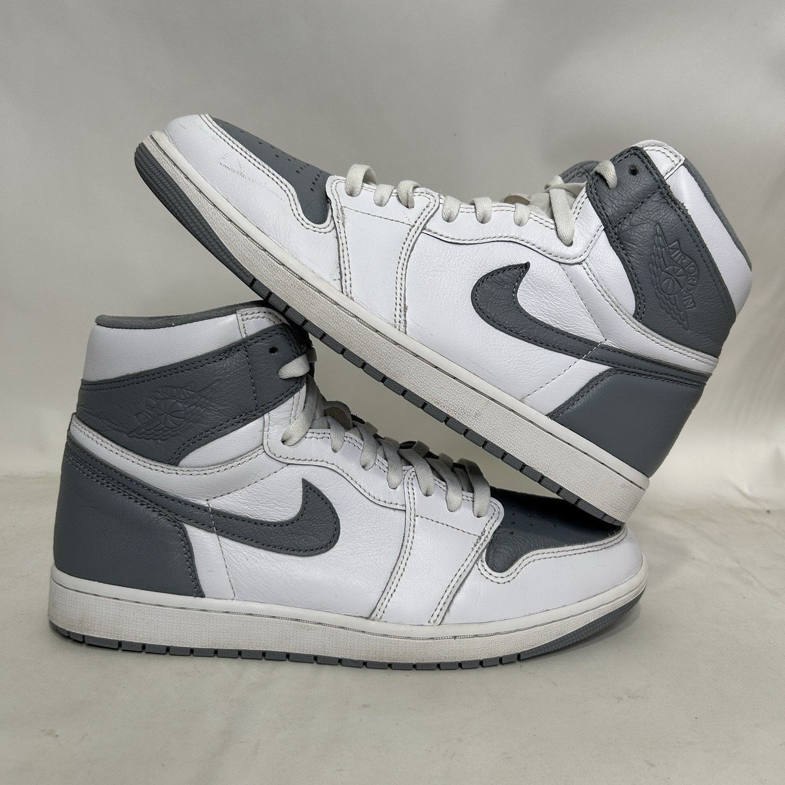 Nike Air Jordan Retro High OG “Stealth/Grey White”