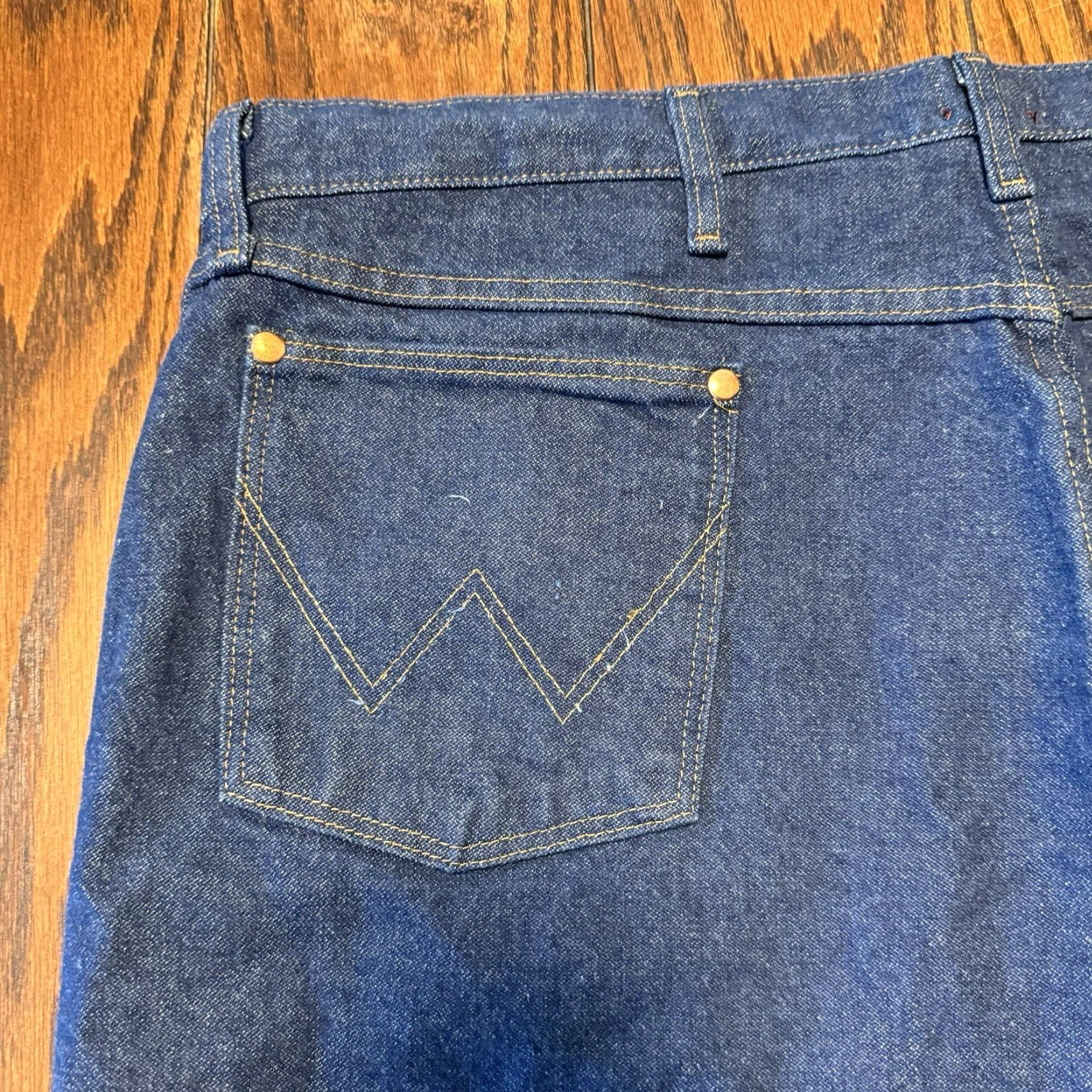 Wrangler VINTAGE Wrangler Jeans 42x30 Relaxed Denim Western Cowboy Boot Cut Mens Regular 42x30 Blue Cotton 5-Pocket Size US 42 / EU 58 - 4 Thumbnail