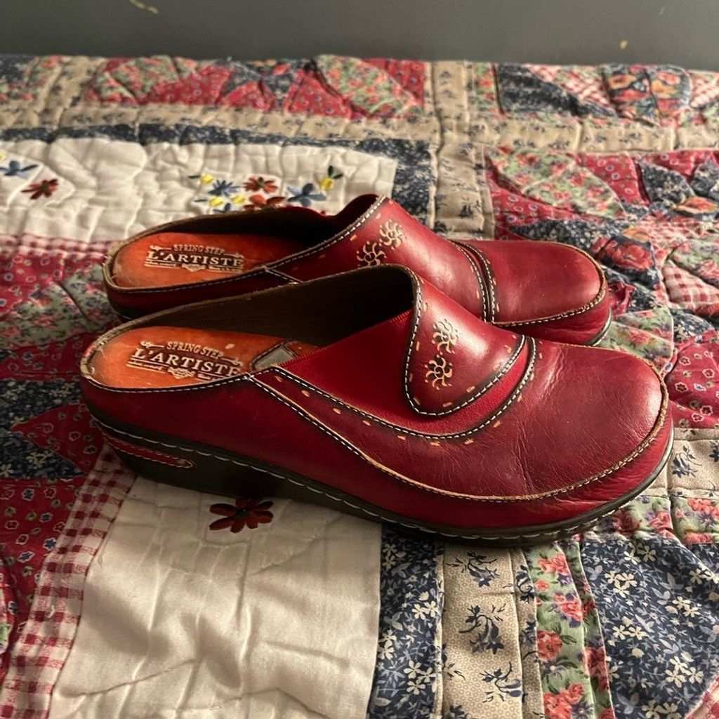 Other L’Artiste Red Clogs w/ Embroidery(measurements shown) Size US 8 / IT 38 - 4 Thumbnail