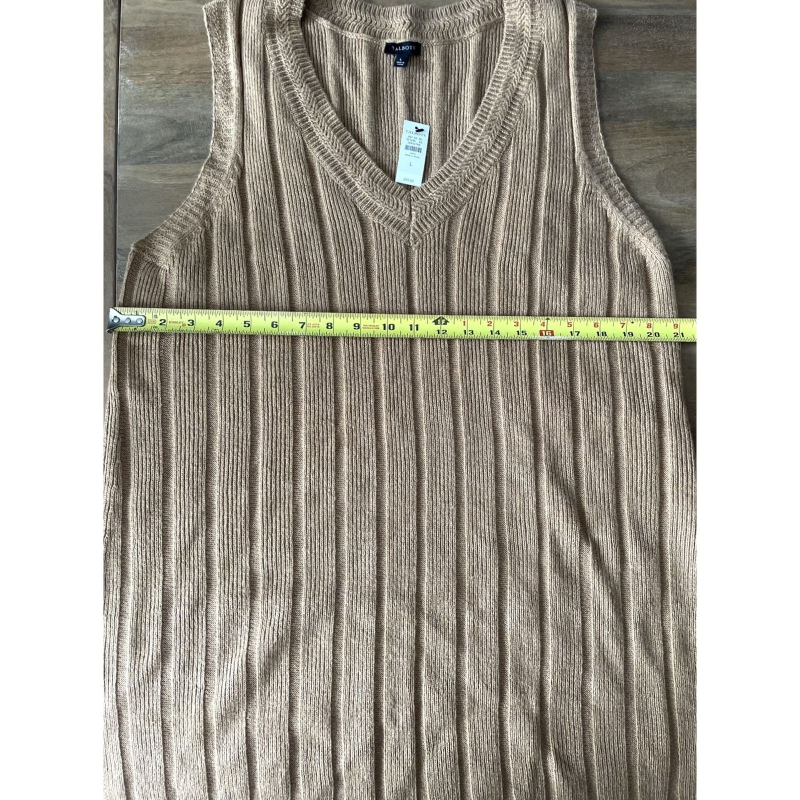 Talbots Talbots Sweater Vest Women’s L Brown Knit Sleeveless V-Neck Pullover Tank Top Vest Knit Pattern Solid Size L / US 10 / IT 46 - 7 Thumbnail
