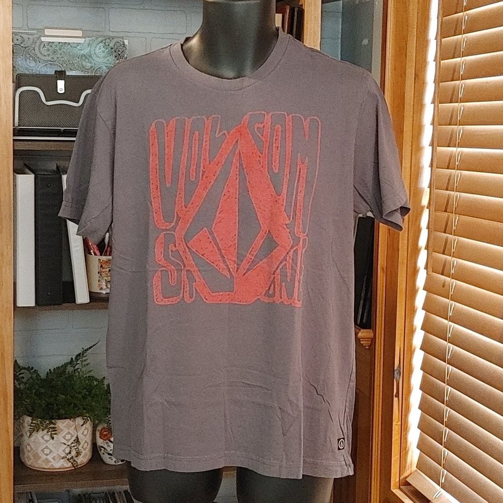 Volcom Volcom Stone Logo Shirt - Vintage Retro 90's Size US L / EU 52-54 / 3 - 4 Thumbnail