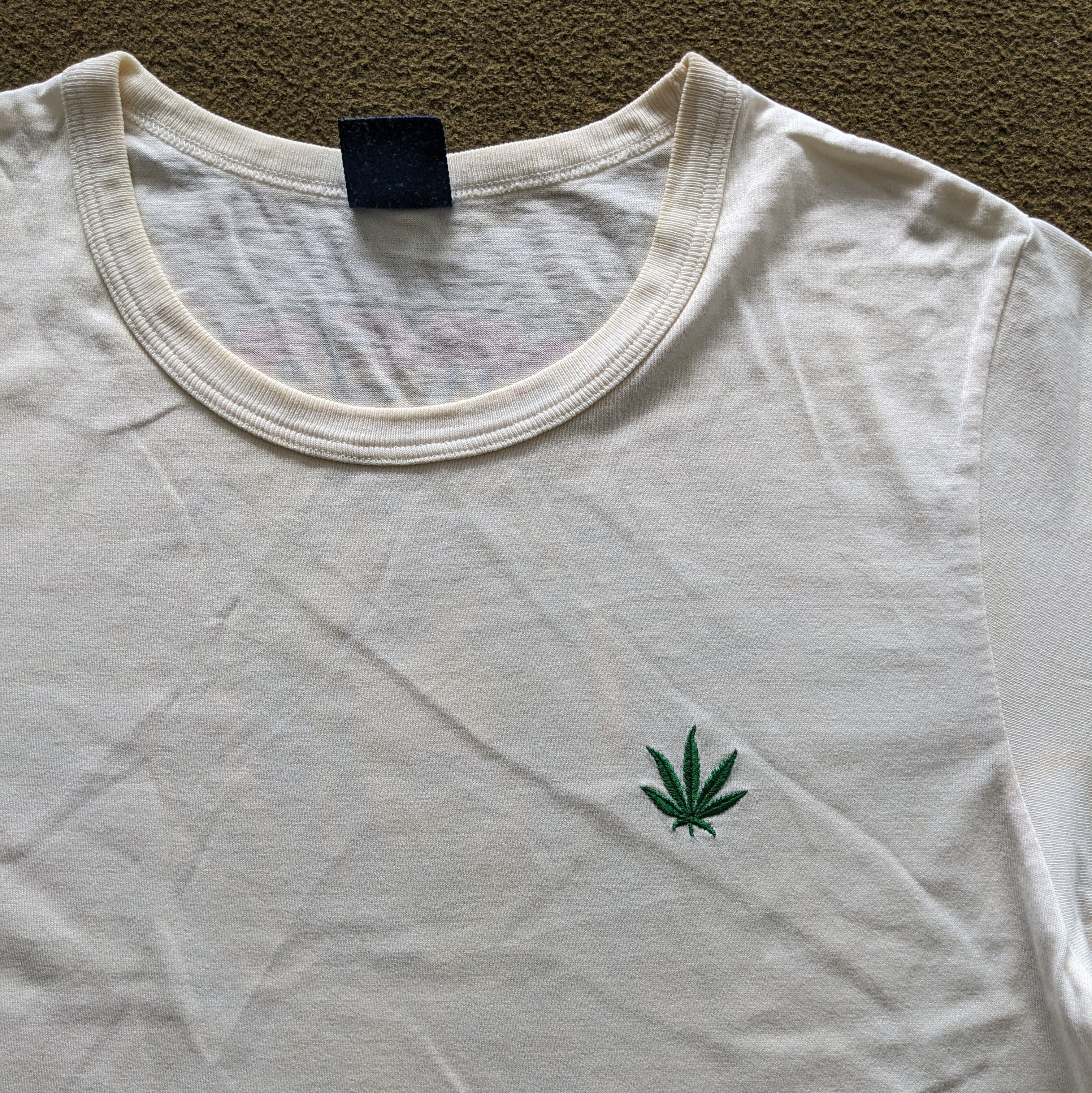 Vintage Vintage 90's Hysteric Glamour Japanese Brand T-shirt Size US S / EU 44-46 / 1 - 4 Thumbnail