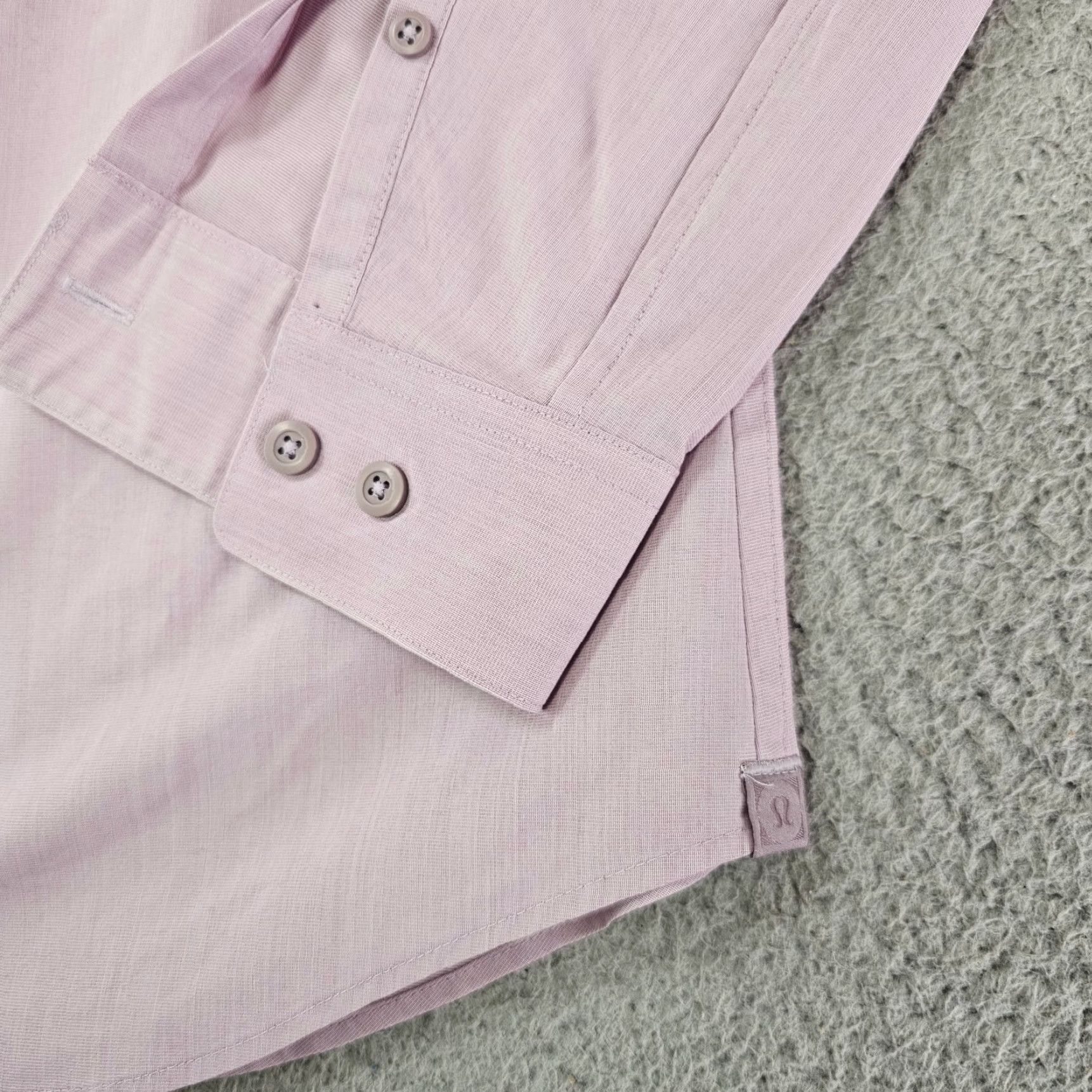 Lululemon Lululemon Shirt Mens Medium Purple Woven Button-Up Long Sleeve Collared Pocket Knit/Active Size US M / EU 48-50 / 2 - 4 Thumbnail