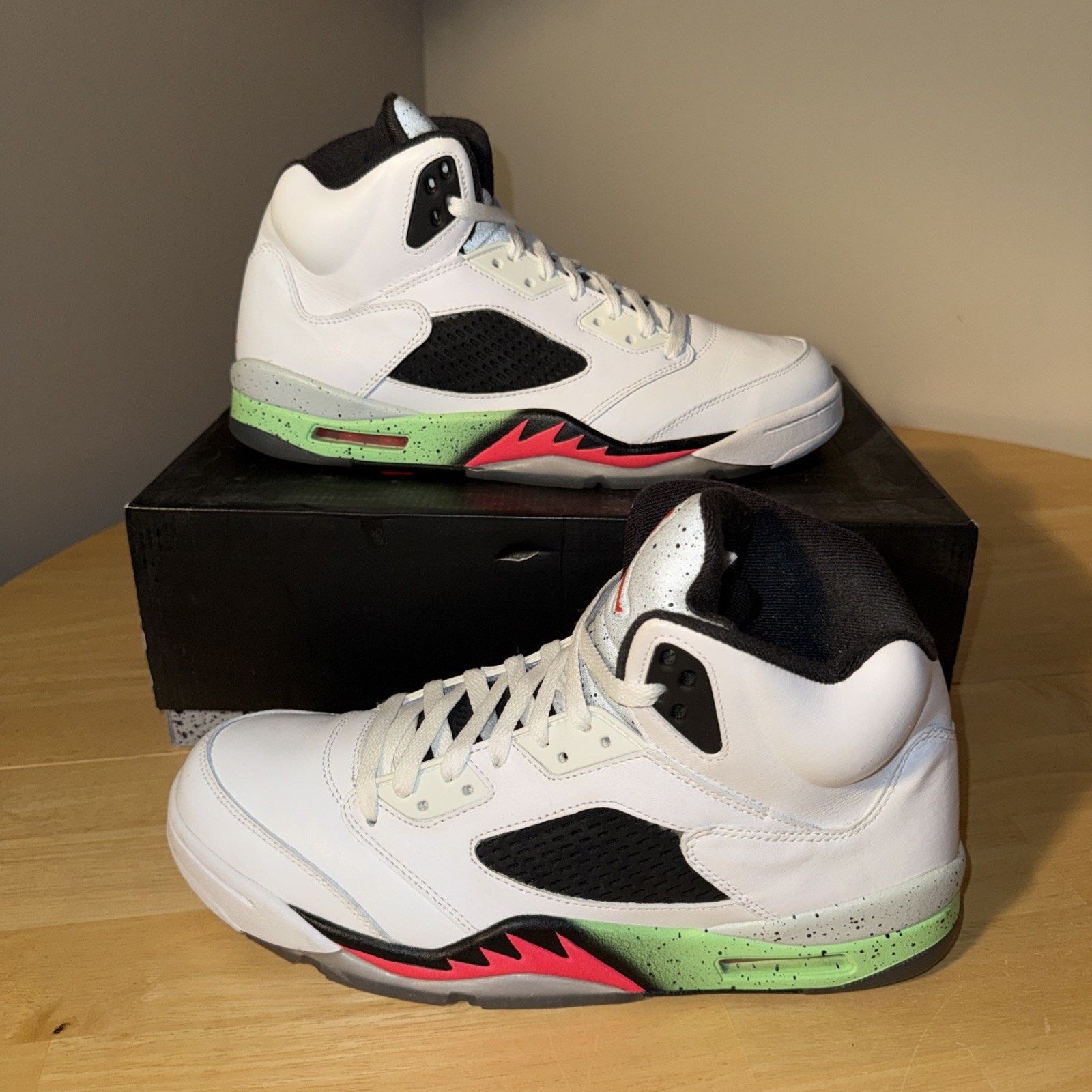 Nike Size 9 - Air Jordan 5 Retro Pro Stars Poison11.5 OG BOX Size US 11.5 / EU 44-45 - 1 Thumbnail