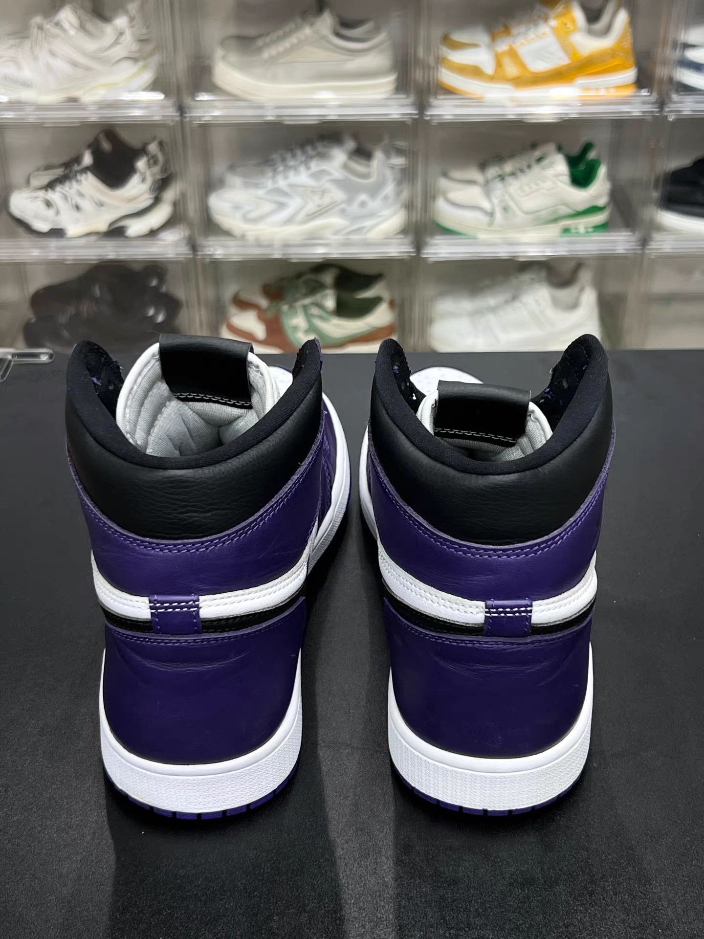 Jordan Brand Air Jordan 1 High White Purple Toe Basketball Shoes K15 Size US 11.5 / EU 44-45 - 6 Thumbnail
