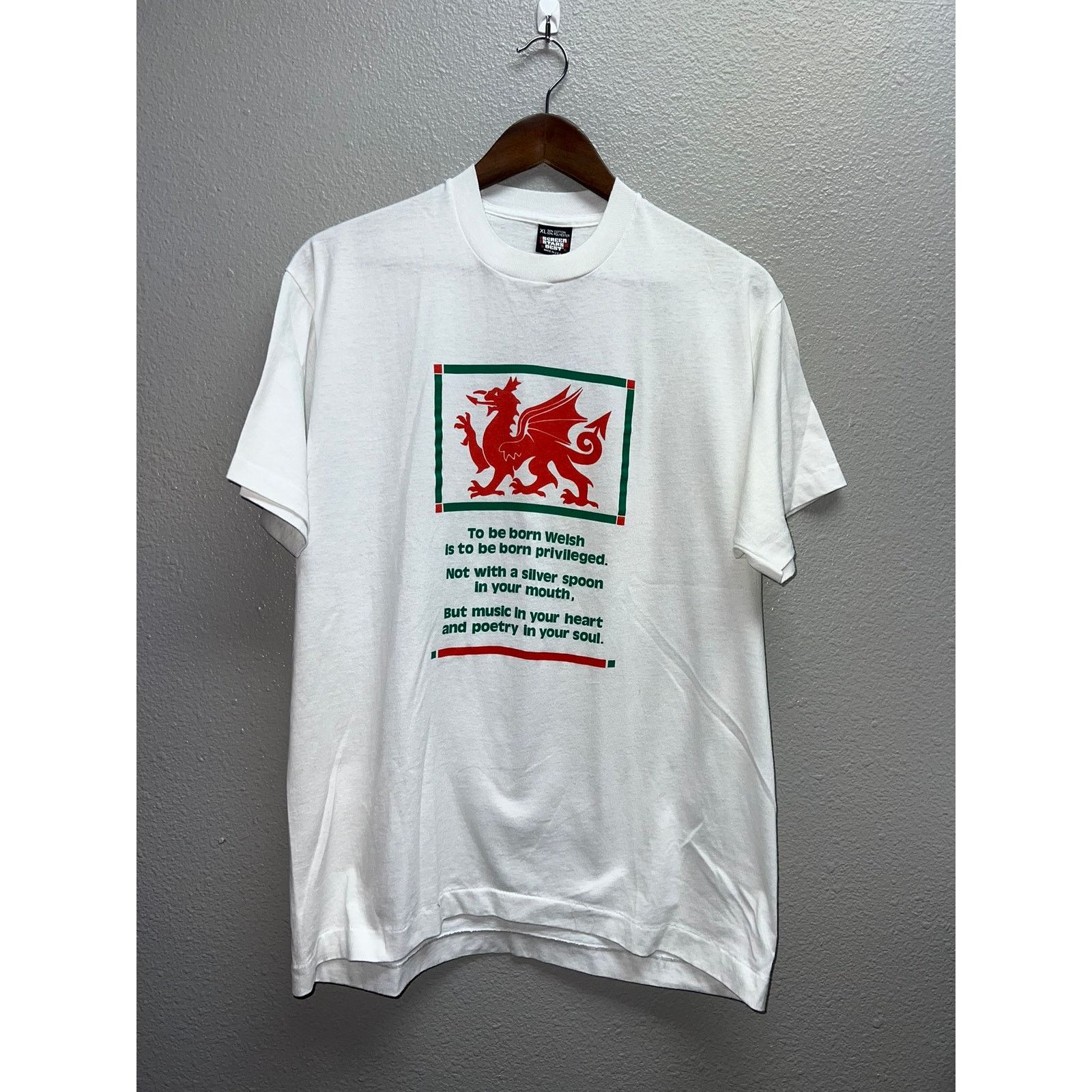 Vintage Vintage Welsh Shirt Dragon Graphic Music Poetry White 90s L Size US M / EU 48-50 / 2 - 1 Thumbnail