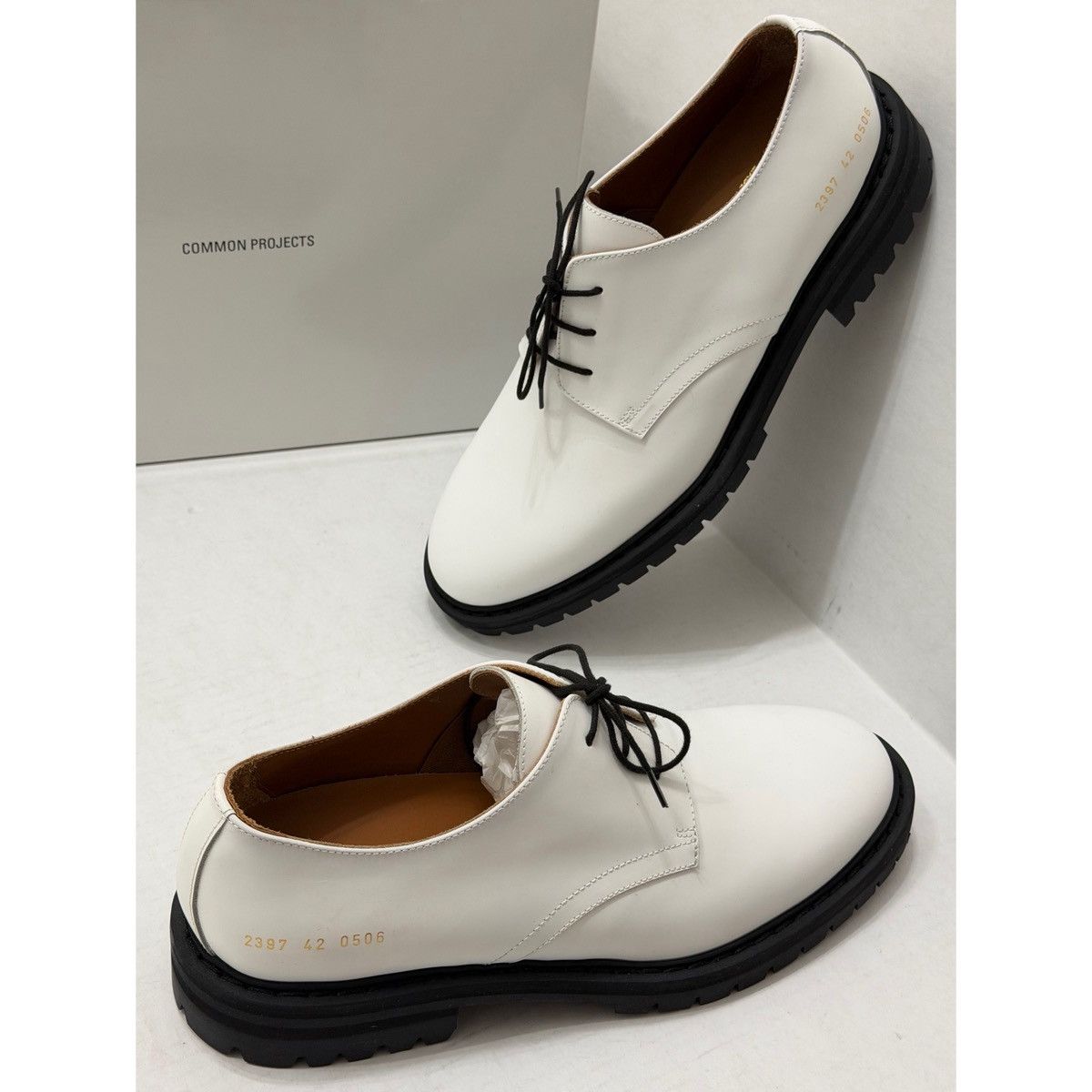 Common Projects COMMON PROJECTS WHITE OFFICER DERBY SHOES Size US 9 / EU 42 - 1 Thumbnail