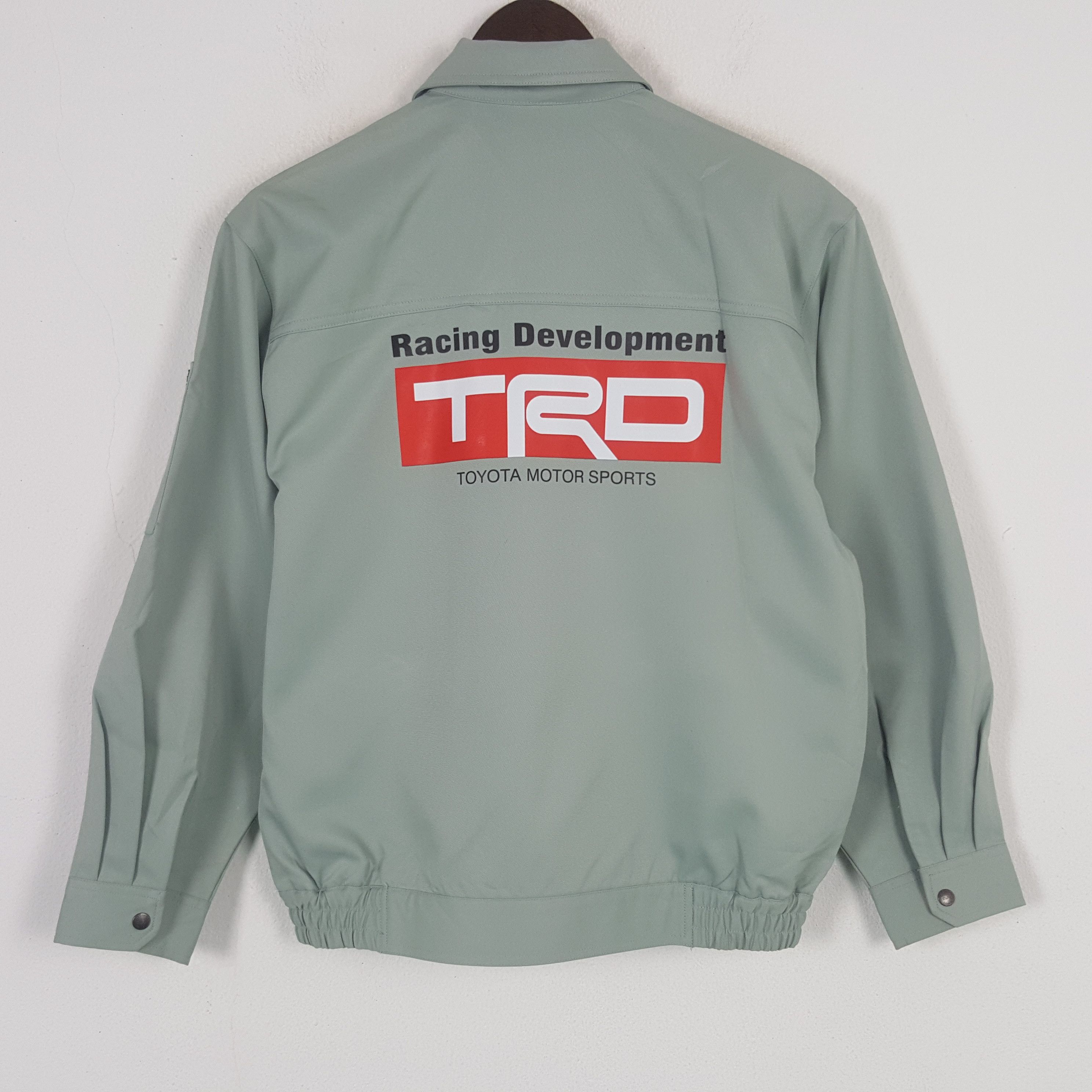 Vintage Vintage TRD Racing Development Custom Art Worker Jacket Size US S / EU 44-46 / 1 - 1 Thumbnail