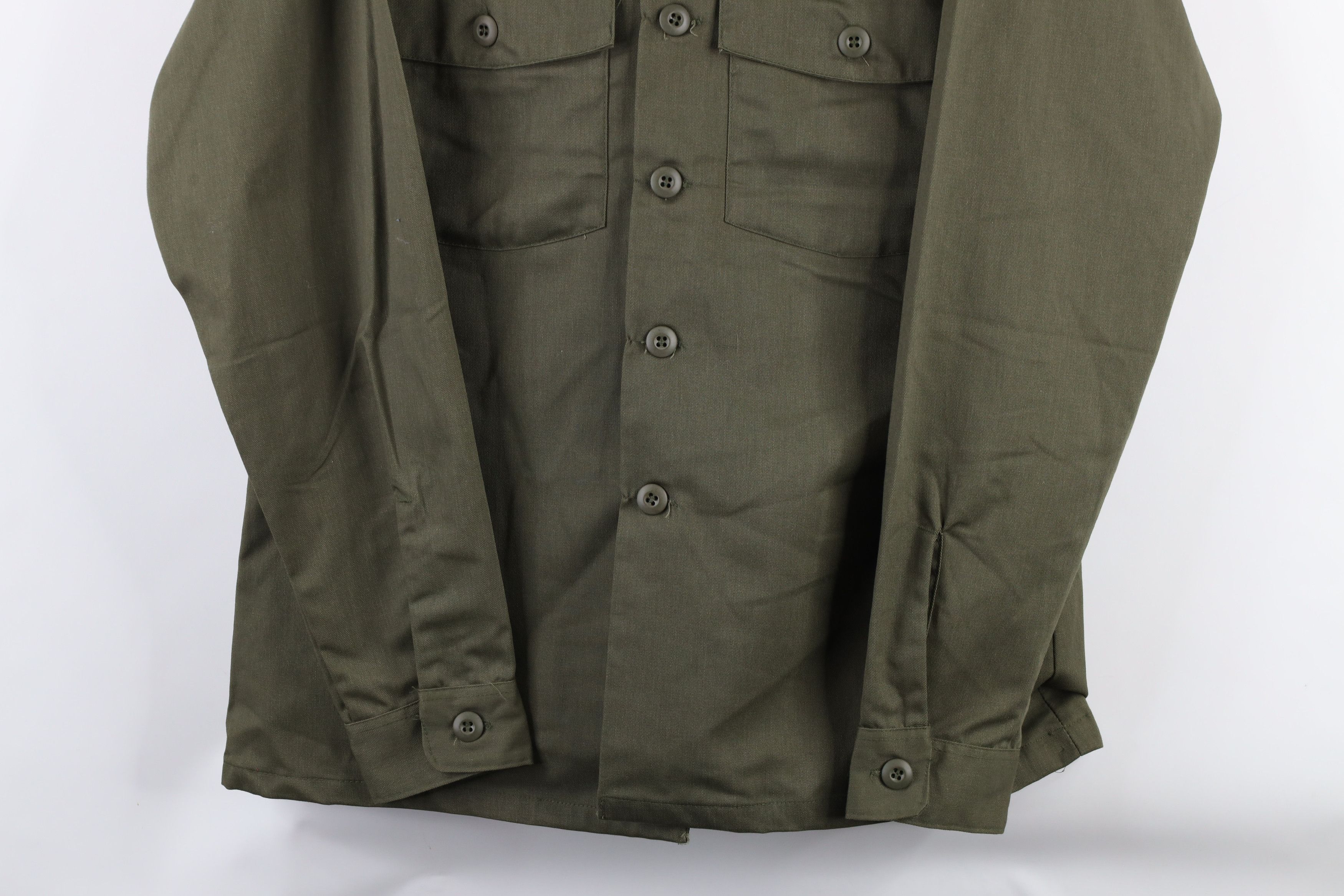 Vintage Vintage 80s Issued Dura Press OG507 Utility Button Shirt USA Size US M / EU 48-50 / 2 - 3 Thumbnail