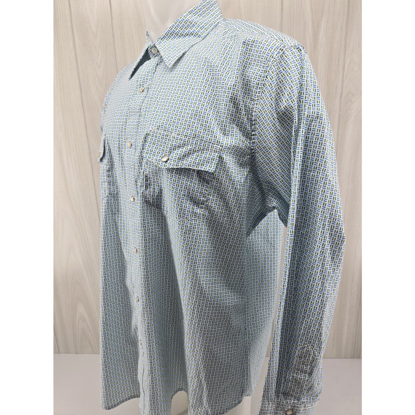 Wrangler VINTAGE Wrangler Shirt Men XL Green Blue Geometric Wrancher Long Sleeve Pearl Snap Size US XL / EU 56 / 4 - 4 Thumbnail