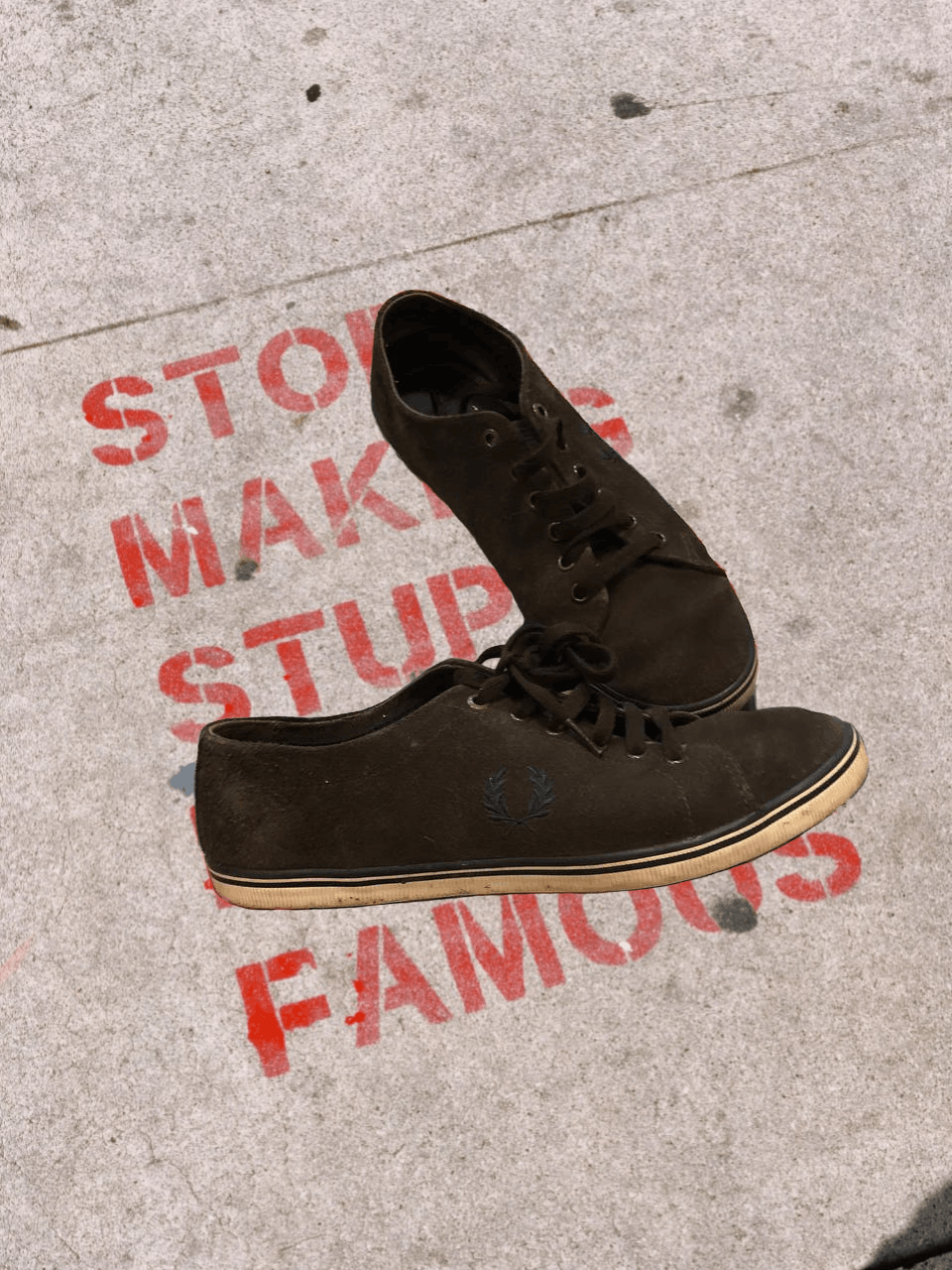 Fred Perry Fred Perry Shoes Suede Low Top Casual Sneakers Faded Crashed Size US 8 / EU 41 - 1 Thumbnail