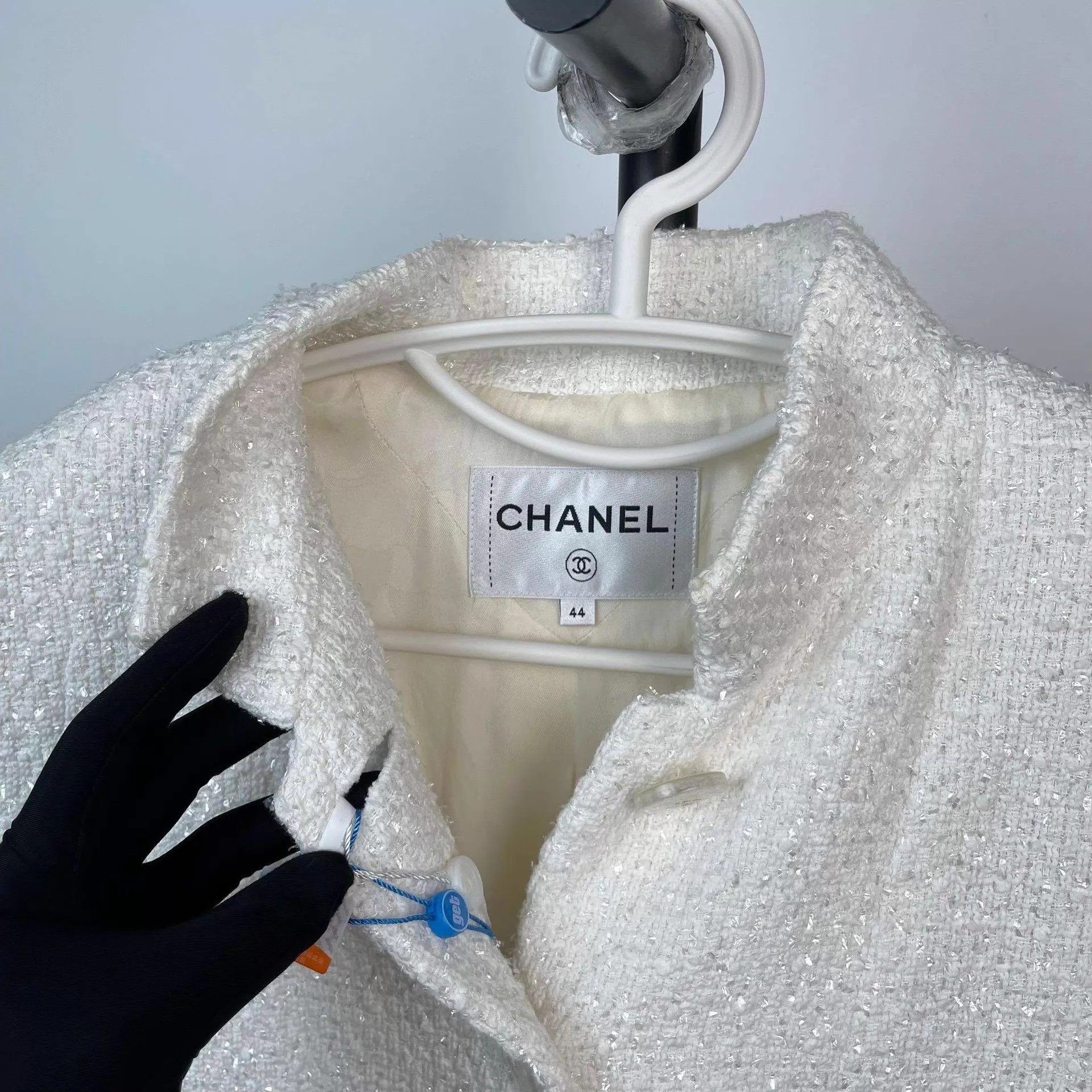 Chanel Chanel 19SS White Collar Tweed Jacket 44 Size L / US 10 / IT 46 - 2 Thumbnail