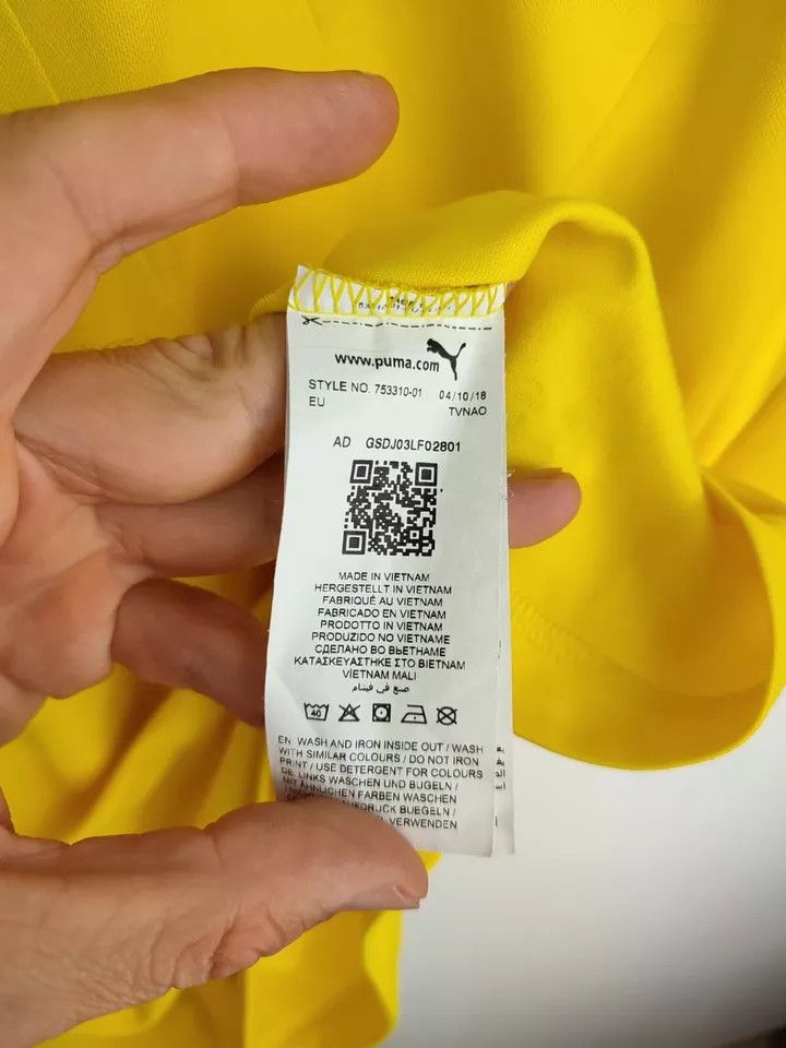 Puma Chris#33 Bundesliga 2018-19 Borussia Dortmund Kit Soccer Size US L / EU 52-54 / 3 - 5 Thumbnail