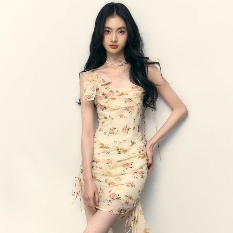 Vintage Bow Tie Floral Dress