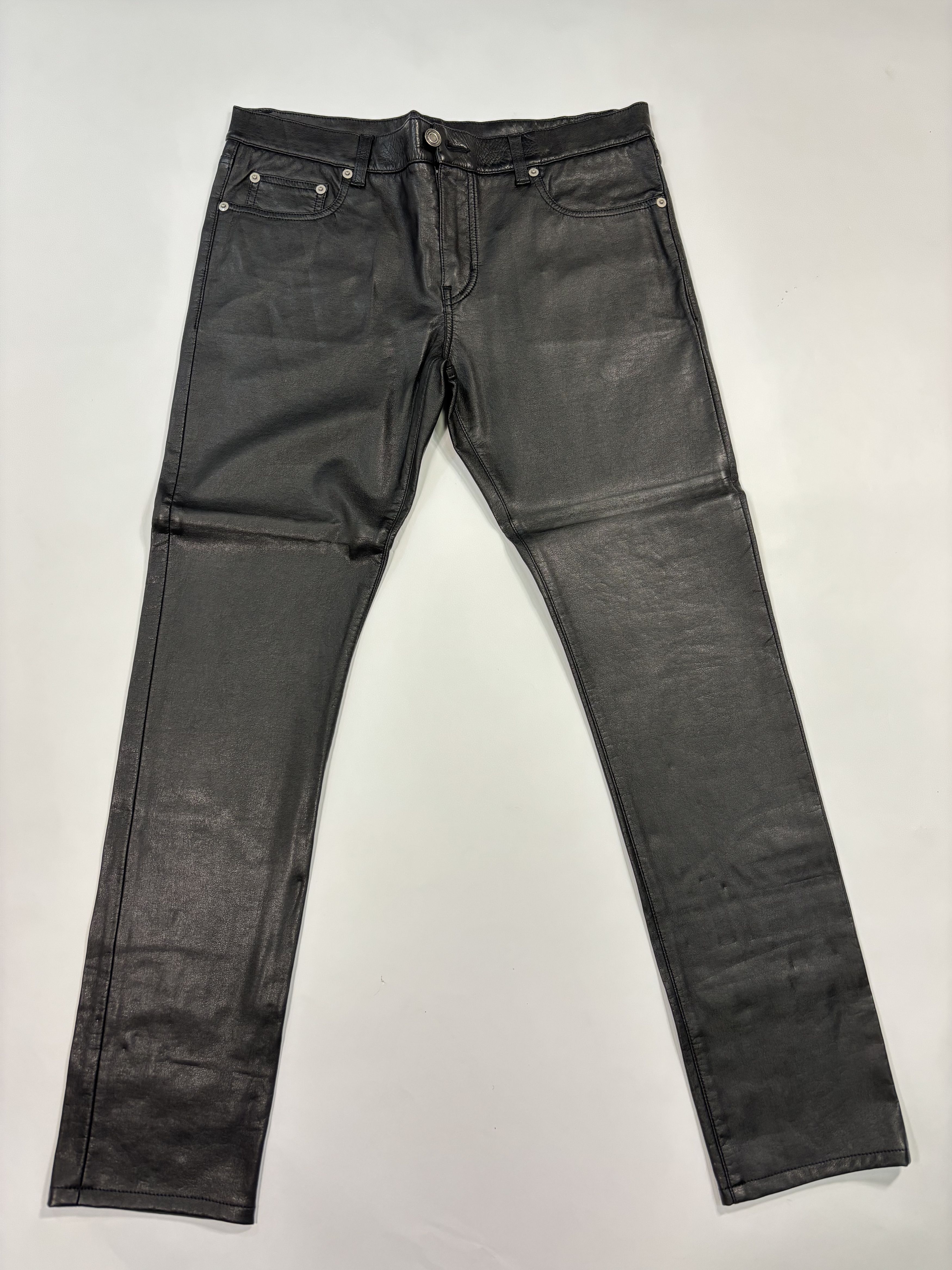 Saint Laurent Paris Saint Laurent Shiny Black Leather Look Pants Size US 32 / EU 48 - 1 Thumbnail