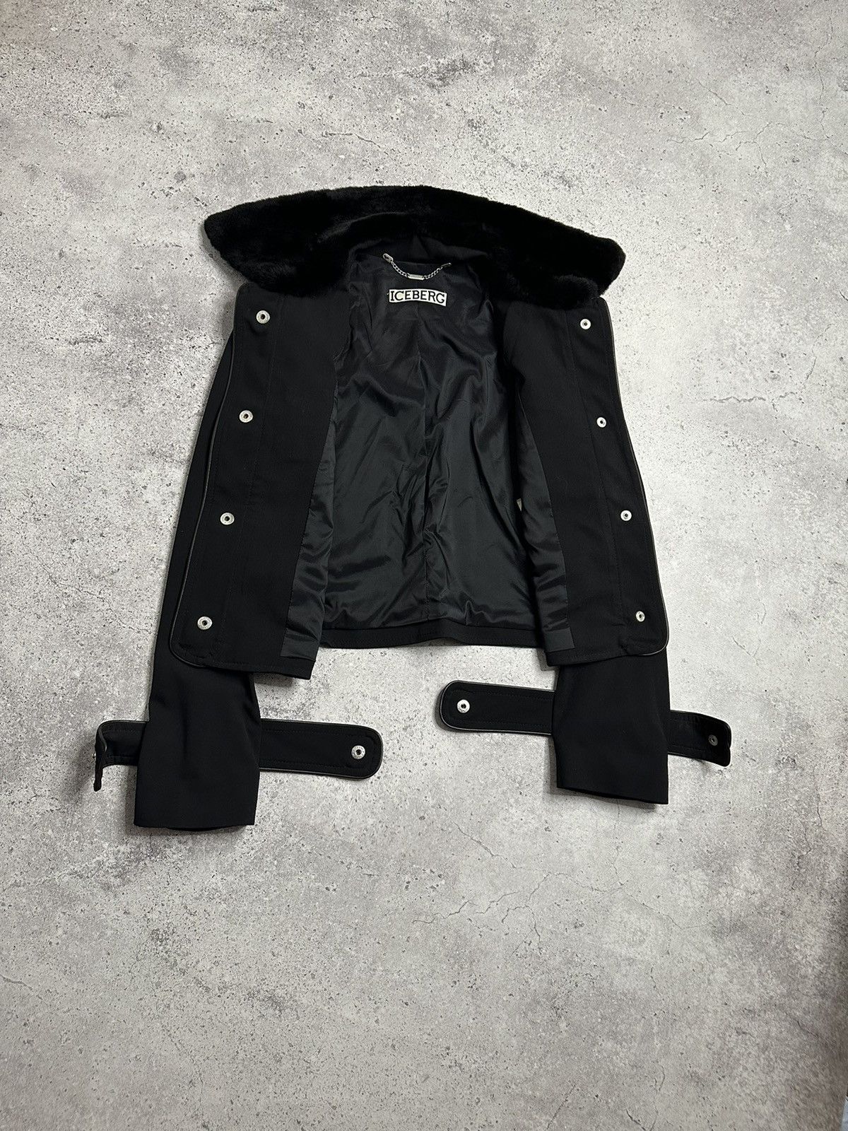 Iceberg Rare Y2K Iceberg By Gilmar Wool Jacket With A Fur Collar Size S / US 4 / IT 40 - 5 Thumbnail