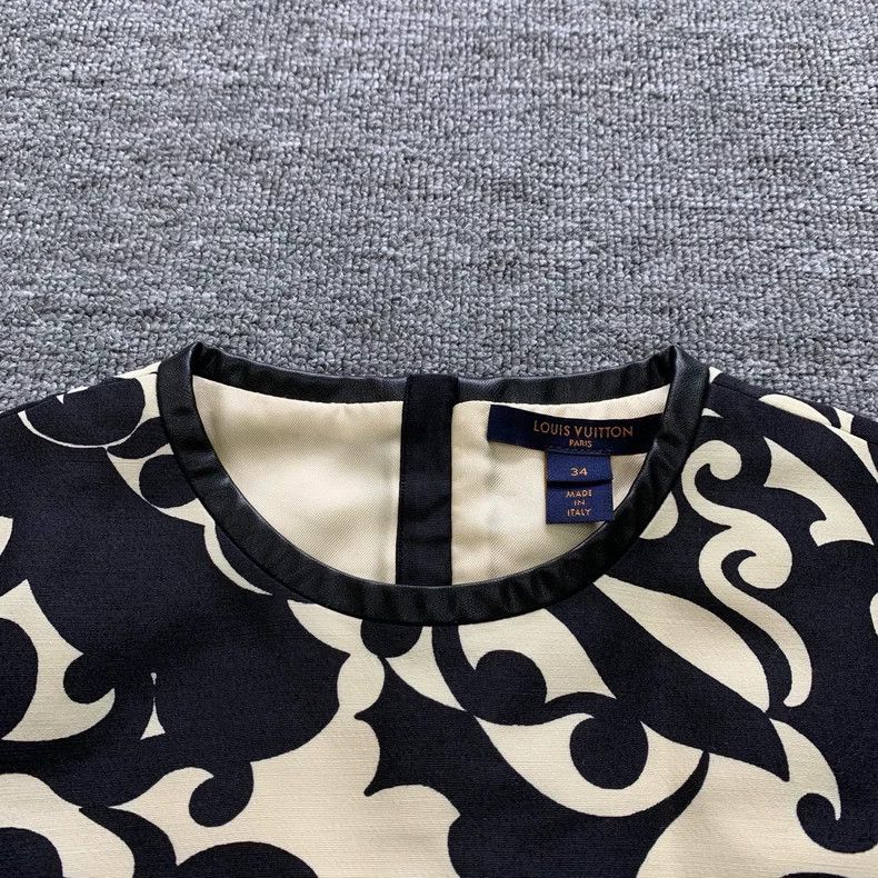 Louis Vuitton Louis Vuitton Back zipper short sleeve Size XXS / US 00 / IT 34 - 8 Thumbnail