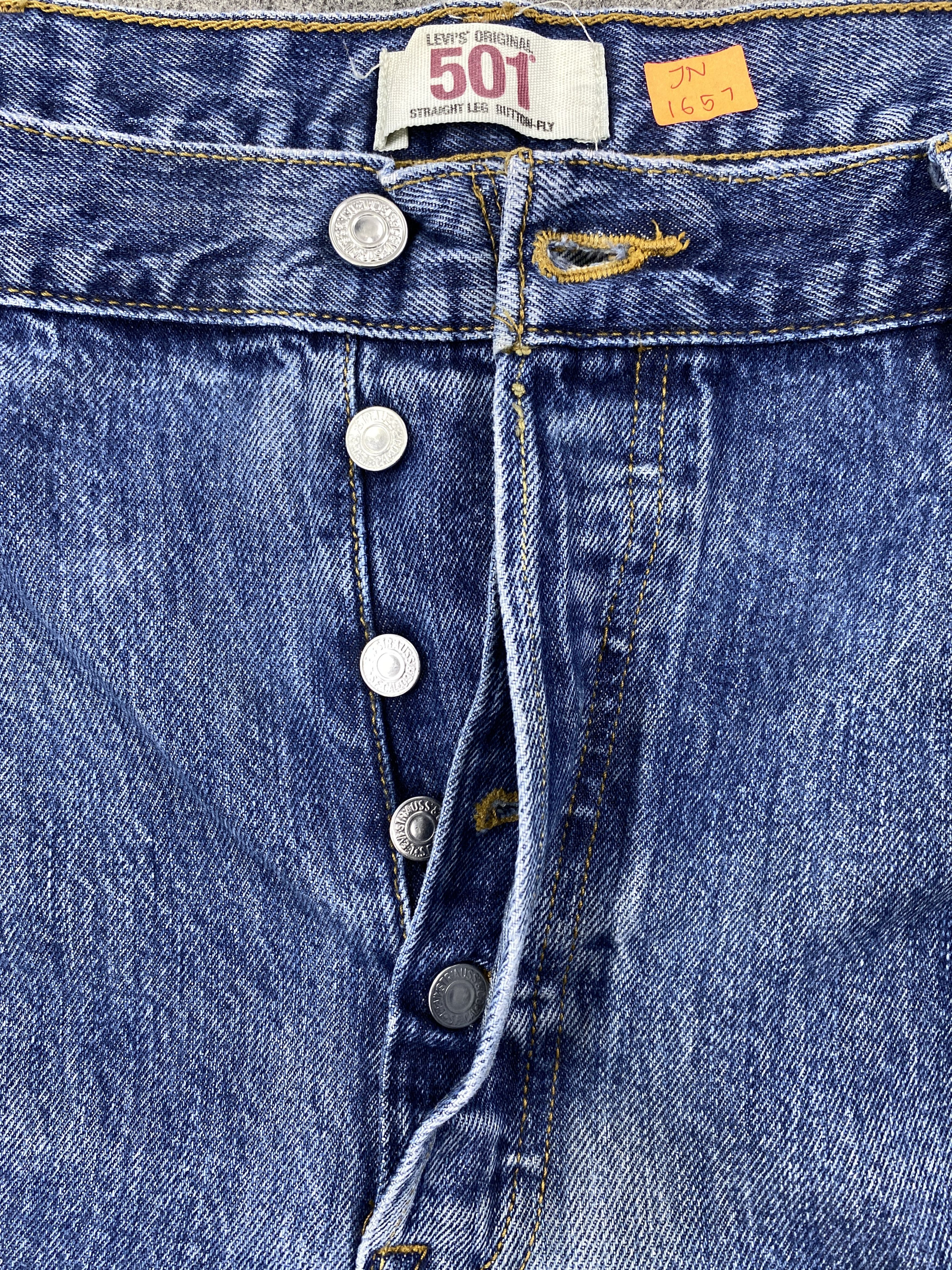 Levi's Distressed Blue Vintage Levi's 501 39x29.5 Denim -JN1657 Size US 39 - 6 Thumbnail
