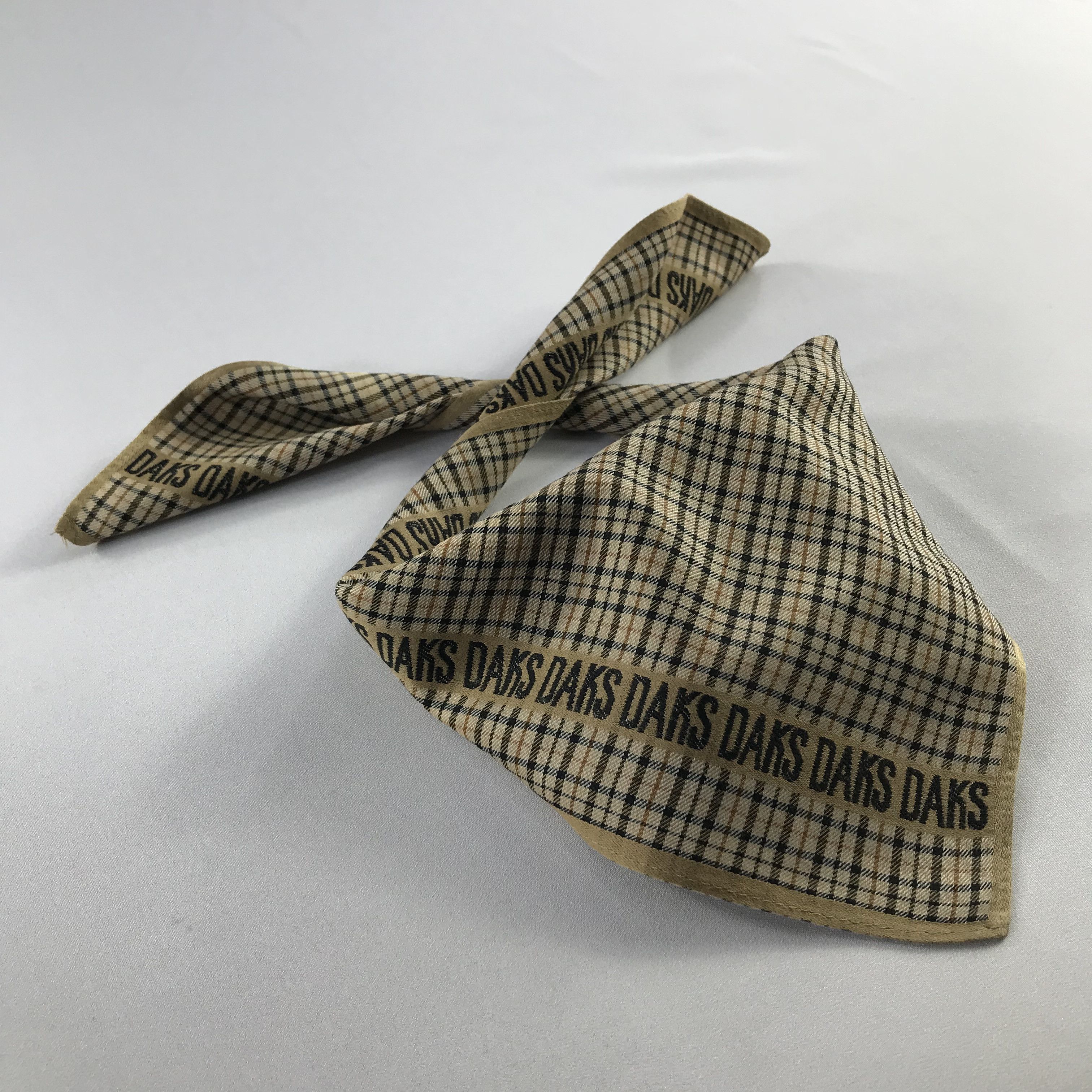 DAKS Daks London Handkerchief / Bandana / Neckerchief C708 Size ONE SIZE - 2 Thumbnail