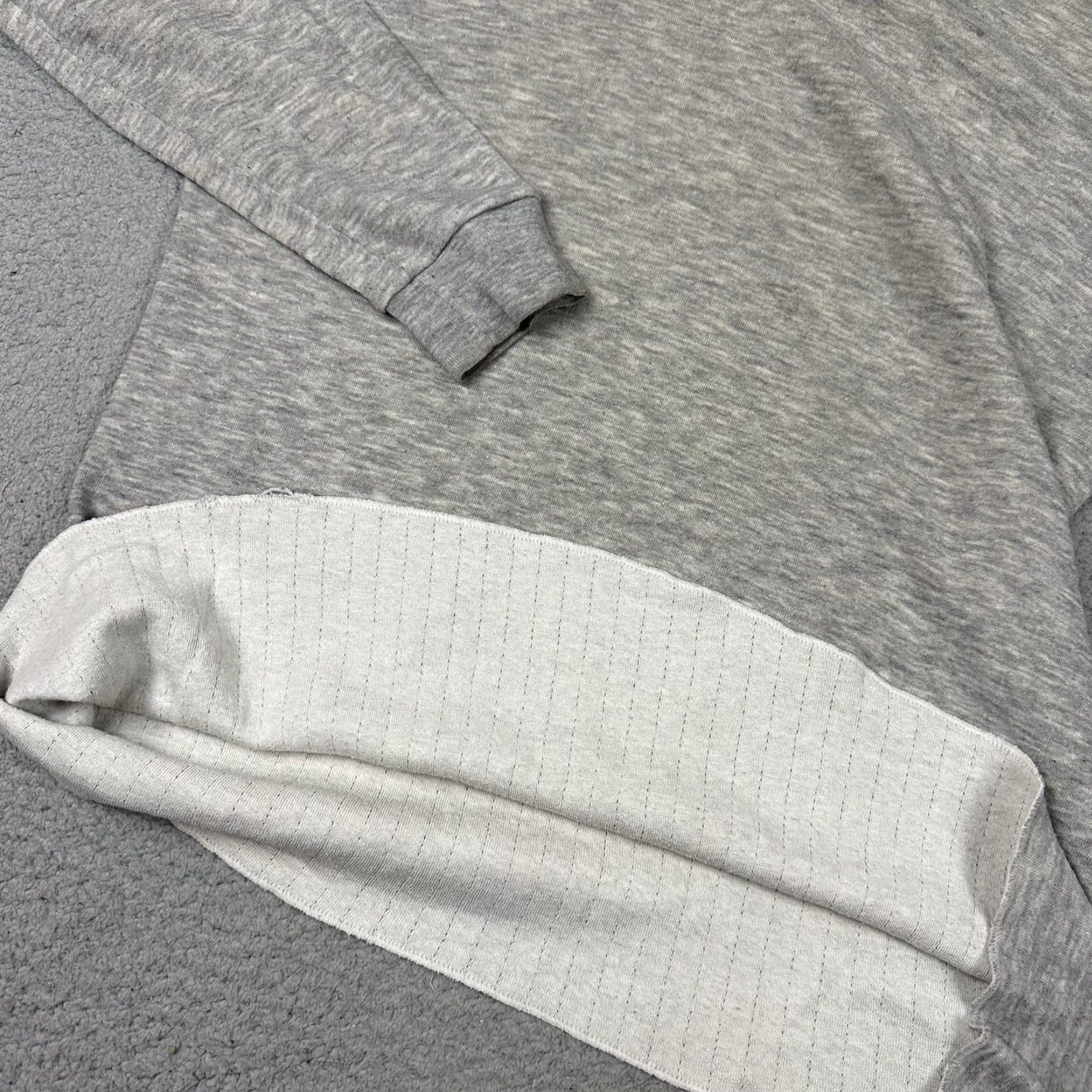 Layer 8 VINTAGE Northwest Passage Thermal Shirt Mens L Gray Distressed Base Layer 80s Outdoor Ski Cotton Polyester Wool Crew Neck Long Sleeve Size US L / EU 52-54 / 3 - 6 Thumbnail