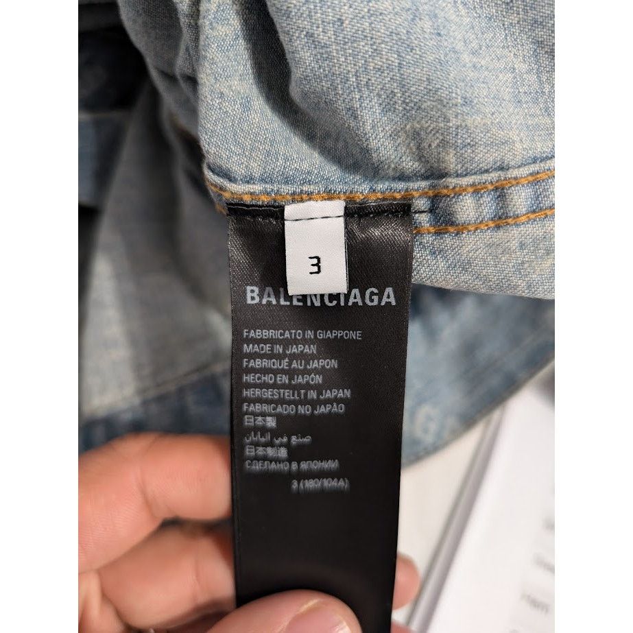 Balenciaga o1rshd1 Jacket Japanese Ring Blue Denim in Blonde Ring Size US L / EU 52-54 / 3 - 15 Thumbnail