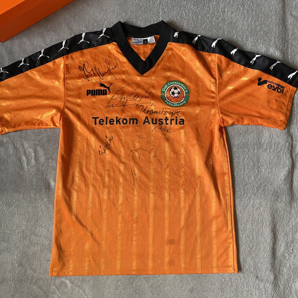 Puma Vintage Puma Soccer Jersey Rare Signatures Size US M / EU 48-50 / 2 - 1 Thumbnail