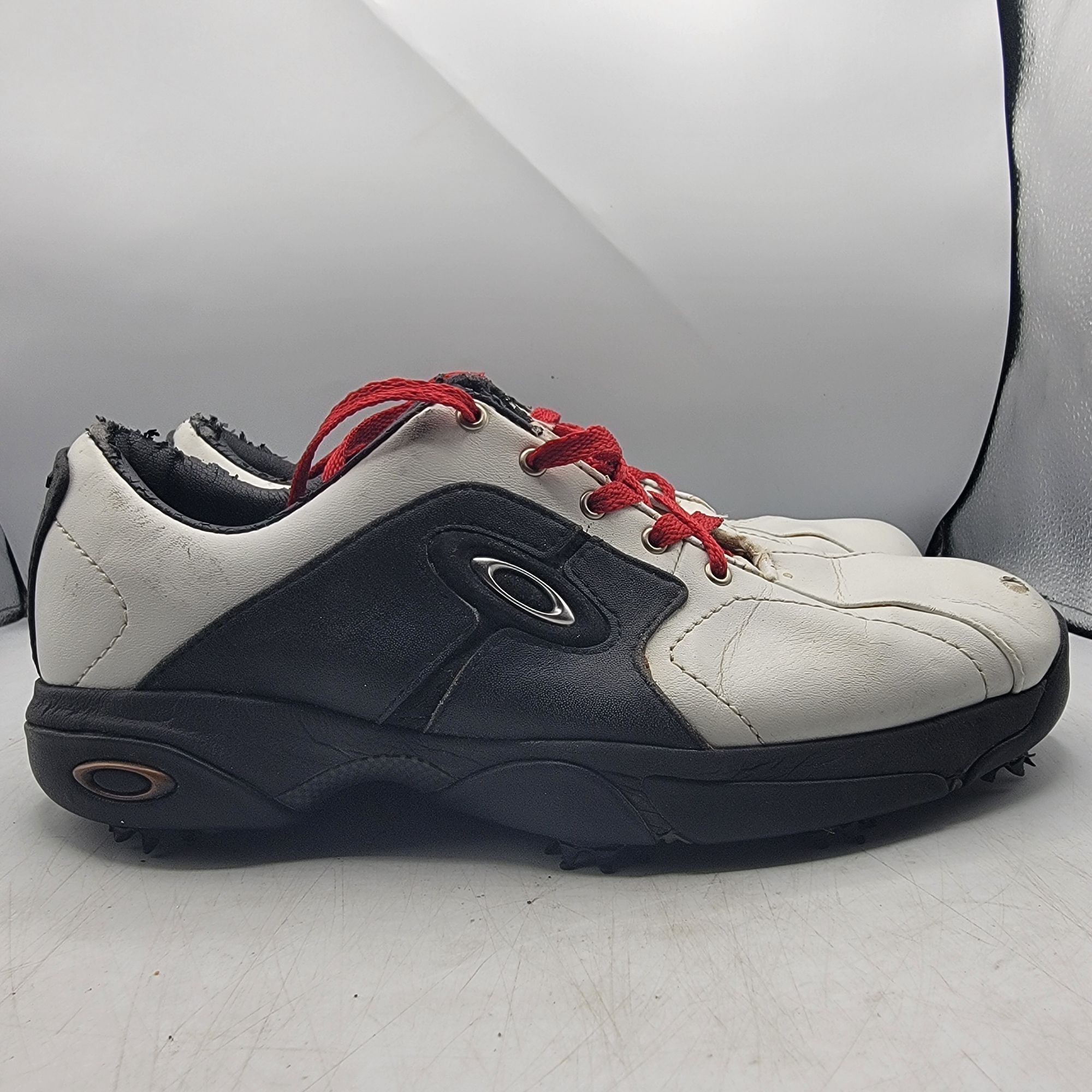 Oakley Oakley Mens 9 White Golf Shoes Sneakers Outdoors Summer Spor Size US 9 / EU 42 - 12 Thumbnail