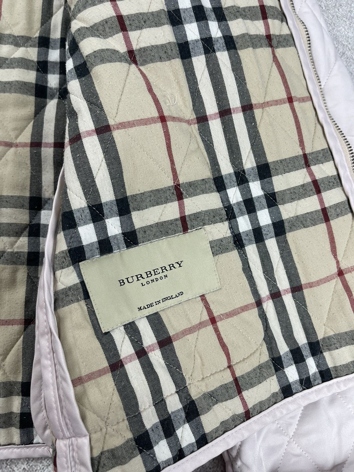 Burberry Vintage Burberry Quilted Zip Jacket Women’s Light Pink Size L / US 10 / IT 46 - 9 Thumbnail