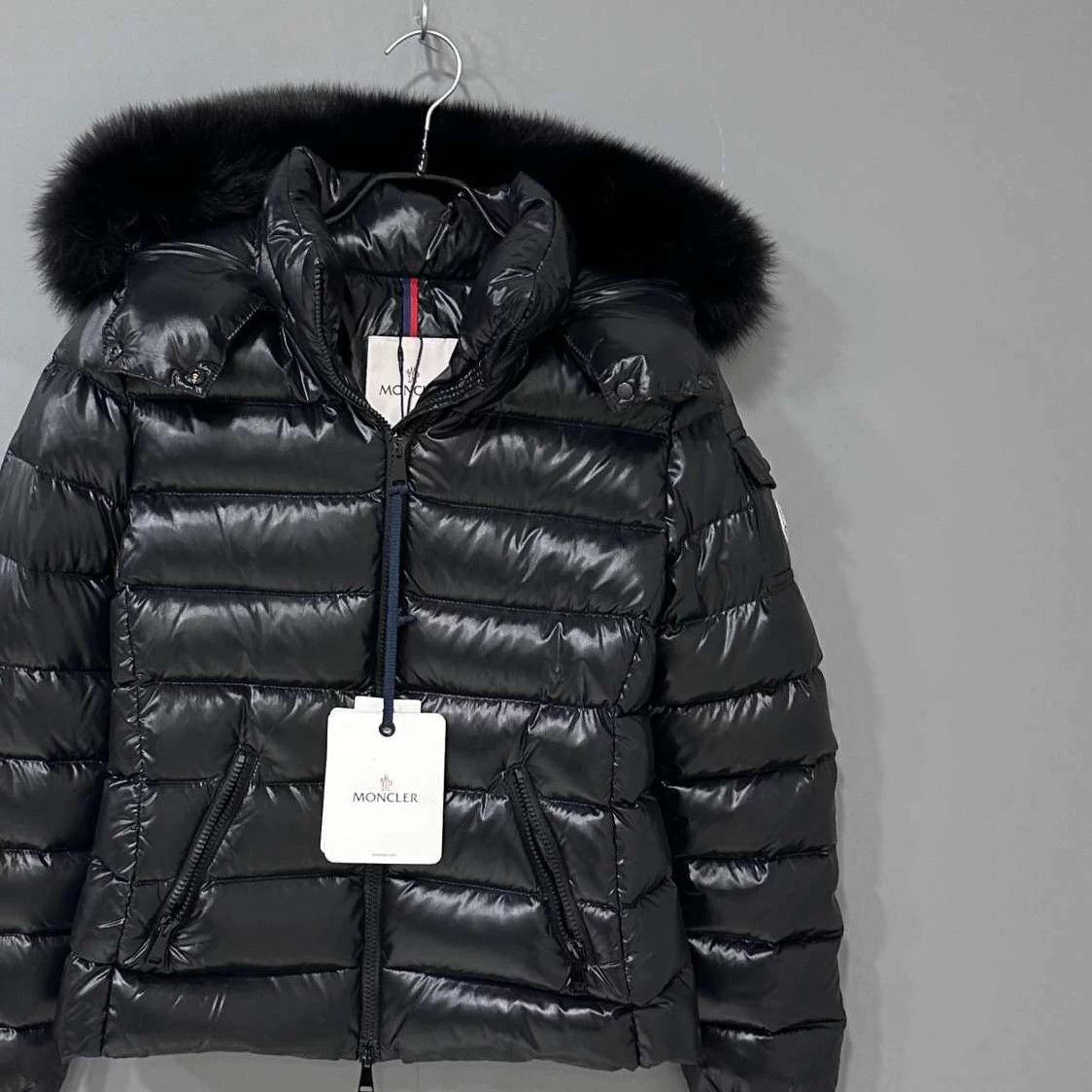 Moncler Moncler bady fur collar down jacket women's 0 Size XS / US 0-2 / IT 36-38 - 2 Thumbnail
