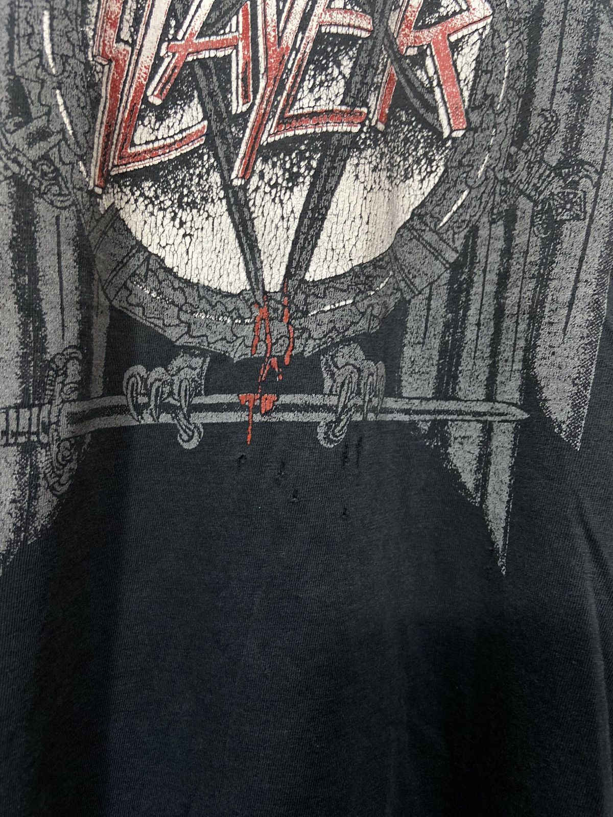 Band Tees Vintage Thrashed Sun Faded Slayer Tshirt 90s Size US XL / EU 56 / 4 - 9 Thumbnail