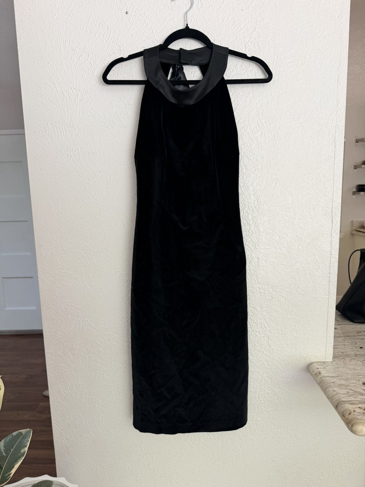 Tara Jarmon Tara Jarmon 90s black velvet open back halter mini dress Size S / US 4 / IT 40 - 1 Thumbnail