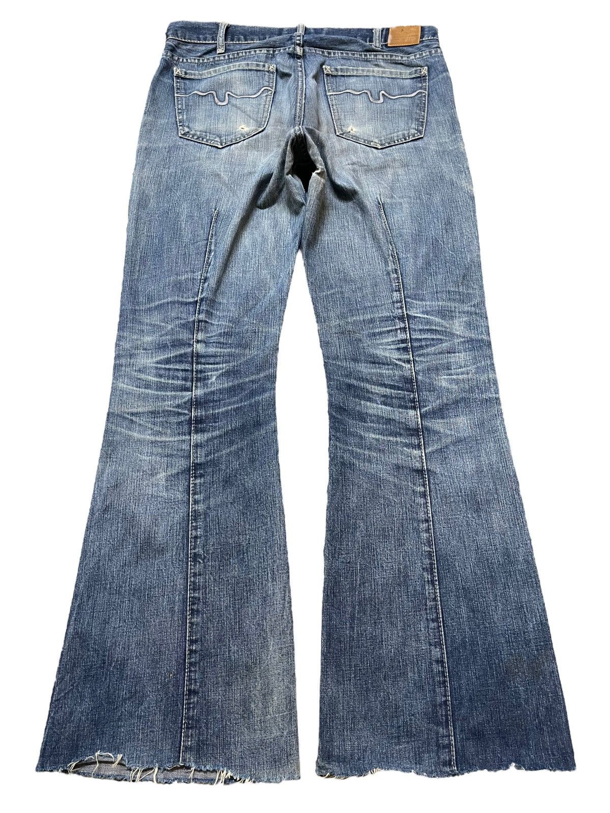 semanticdesign Vintage Japanese Brand Faded Wash Distress Wide Leg Bootcuts Size US 32 / EU 48 - 2 Thumbnail