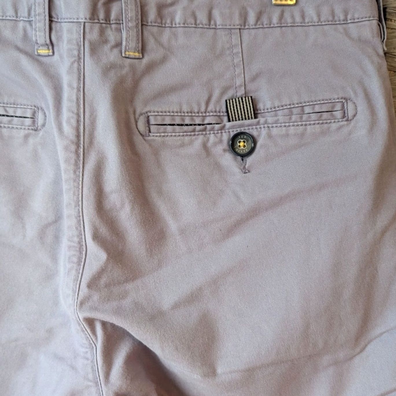 Ted Baker Ted Baker Chino Shorts Pastel Purple Lavender Cotton Stretch Mens 30R Preppy Size US 30 / EU 46 - 4 Thumbnail