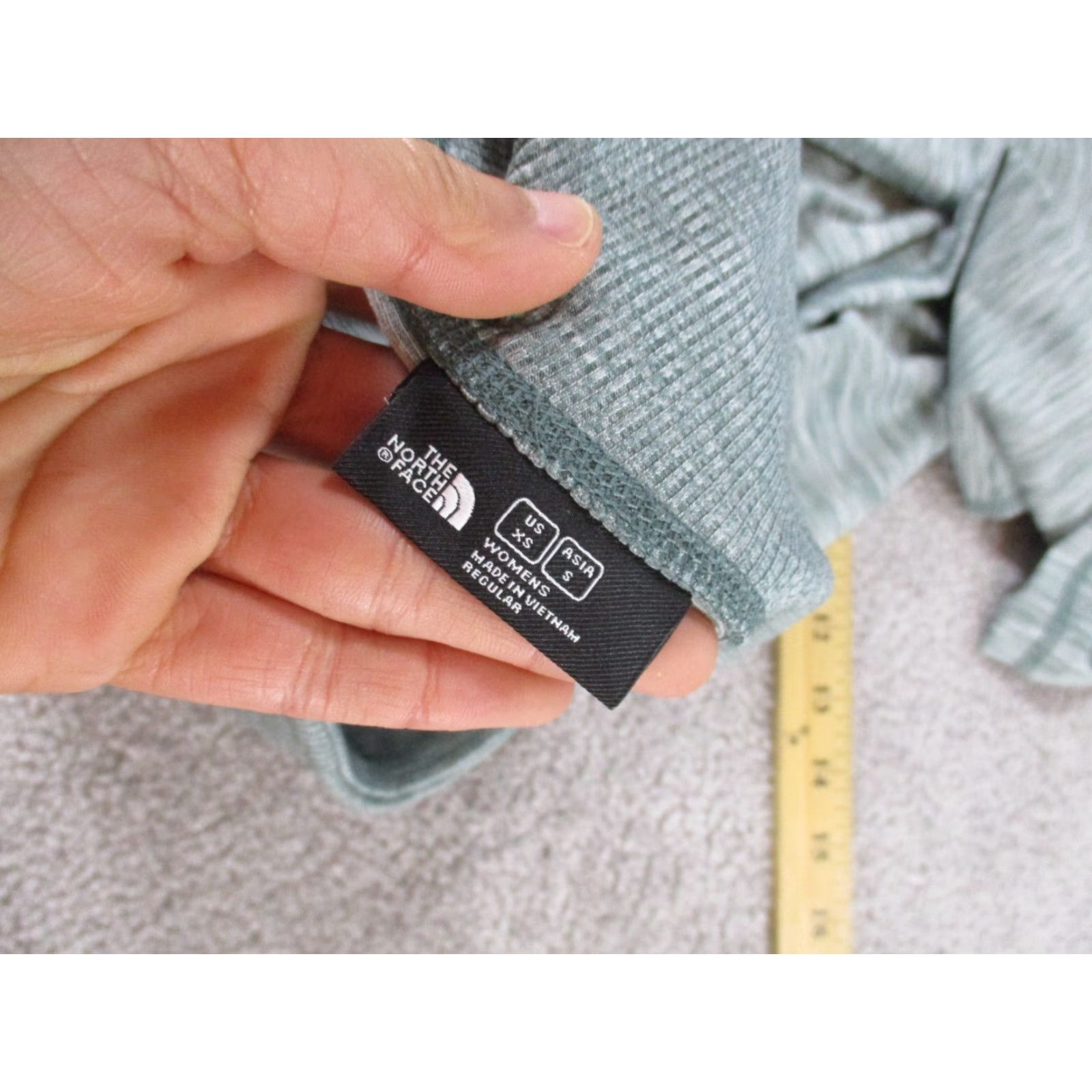 The North Face The North Face Leggings Womens XS Heather Green Cropped Athletic Activewear Pants Womens XS Green Athleisure 90s? Size 26" / US 2 / IT 38 - 7 Thumbnail