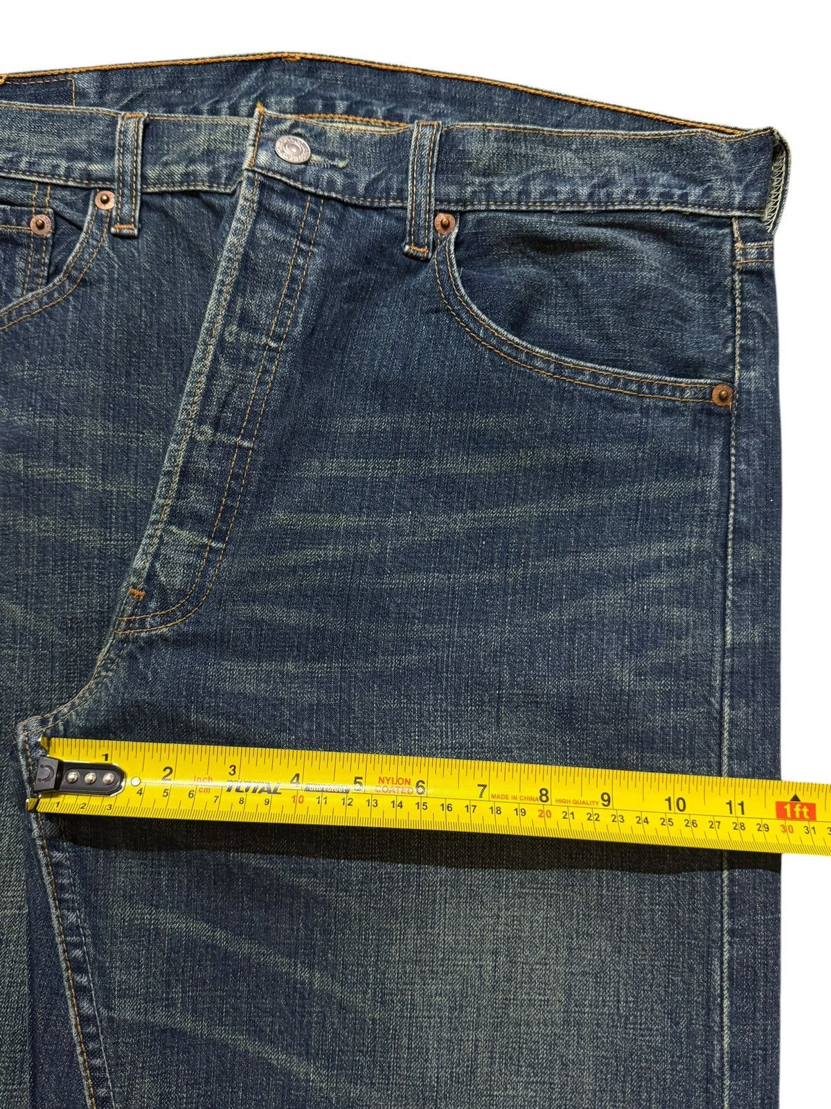 Levi's Vintage 90s Levis 501 Faded Whisker Wide Leg Baggy Jeans Size US 34 / EU 50 - 13 Thumbnail