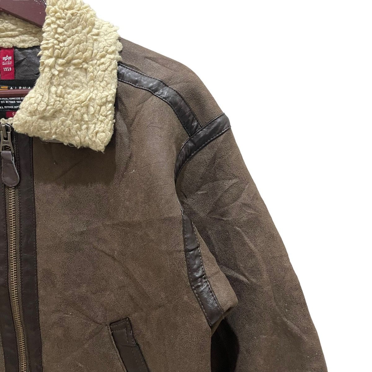 Alpha Industries Alpha Industries B-3 Shearling Jacket Size US S / EU 44-46 / 1 - 4 Thumbnail