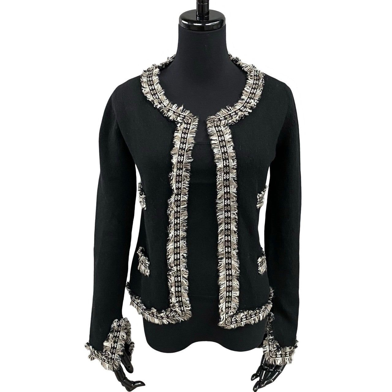 Chanel Chanel Black Cashmere Size ONE SIZE - 1 Thumbnail