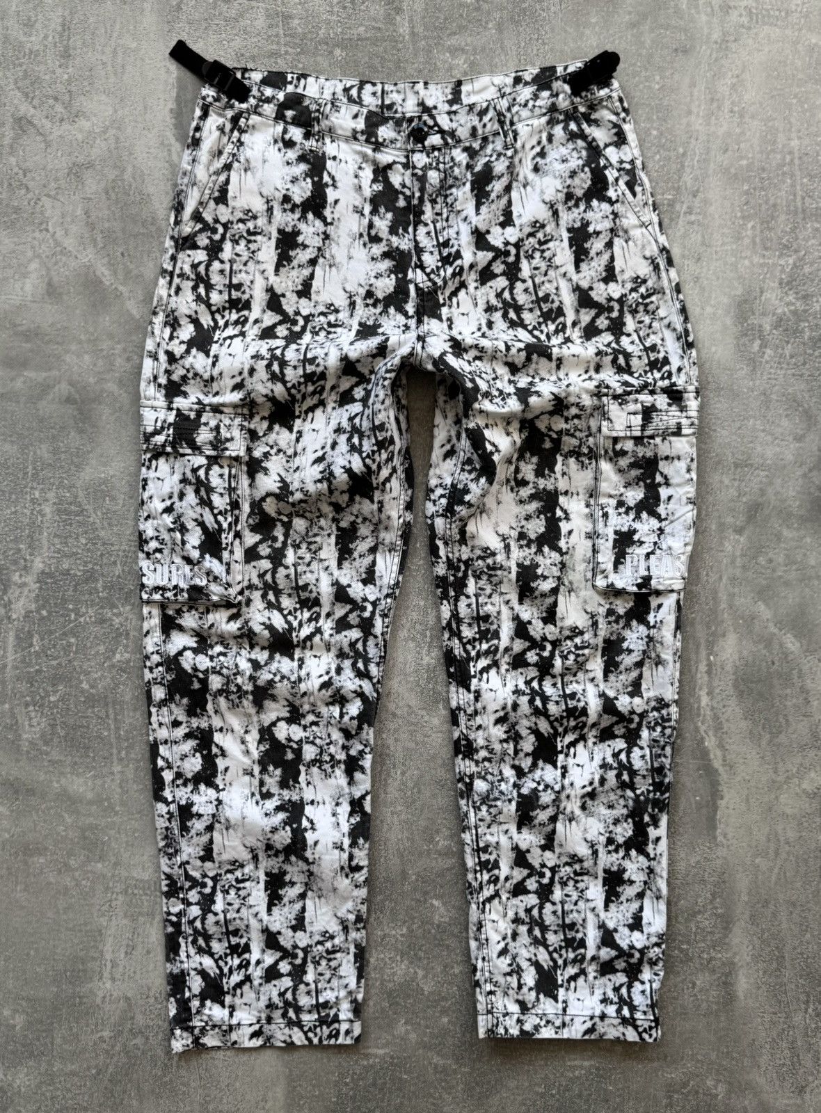 Pleasures Pleasures Cargo TV Static Print Pants Size US 34 / EU 50 - 1 Thumbnail