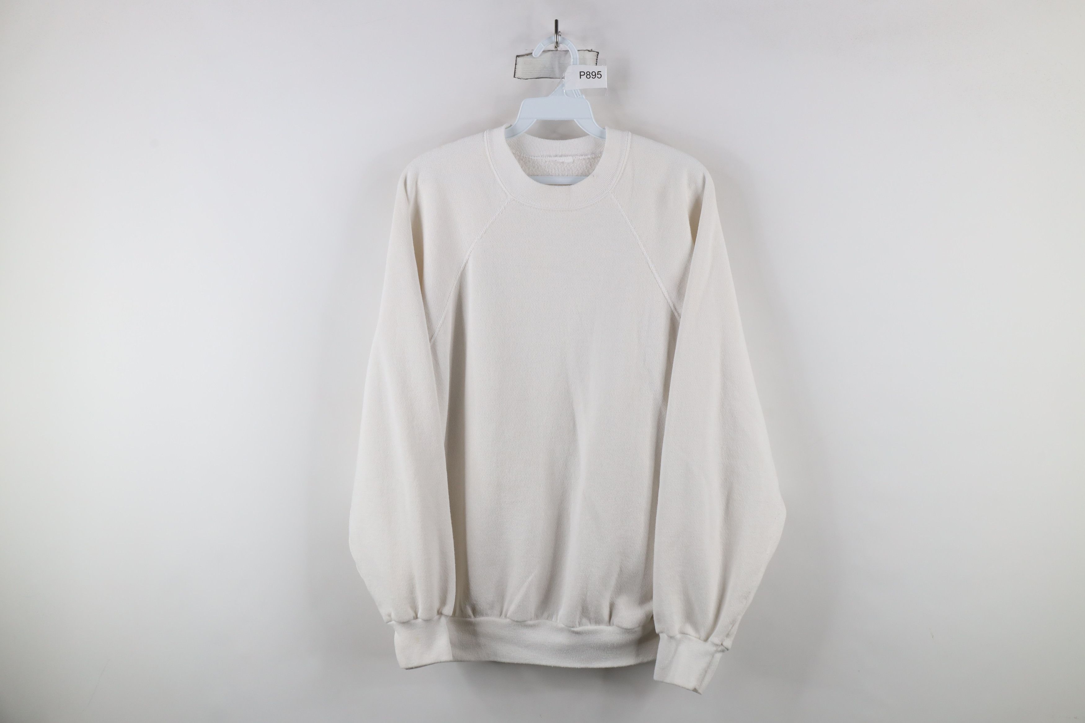 Vintage Vintage 70s Streetwear Raglan Crewneck Sweatshirt White USA Size US XL / EU 56 / 4 - 1 Thumbnail