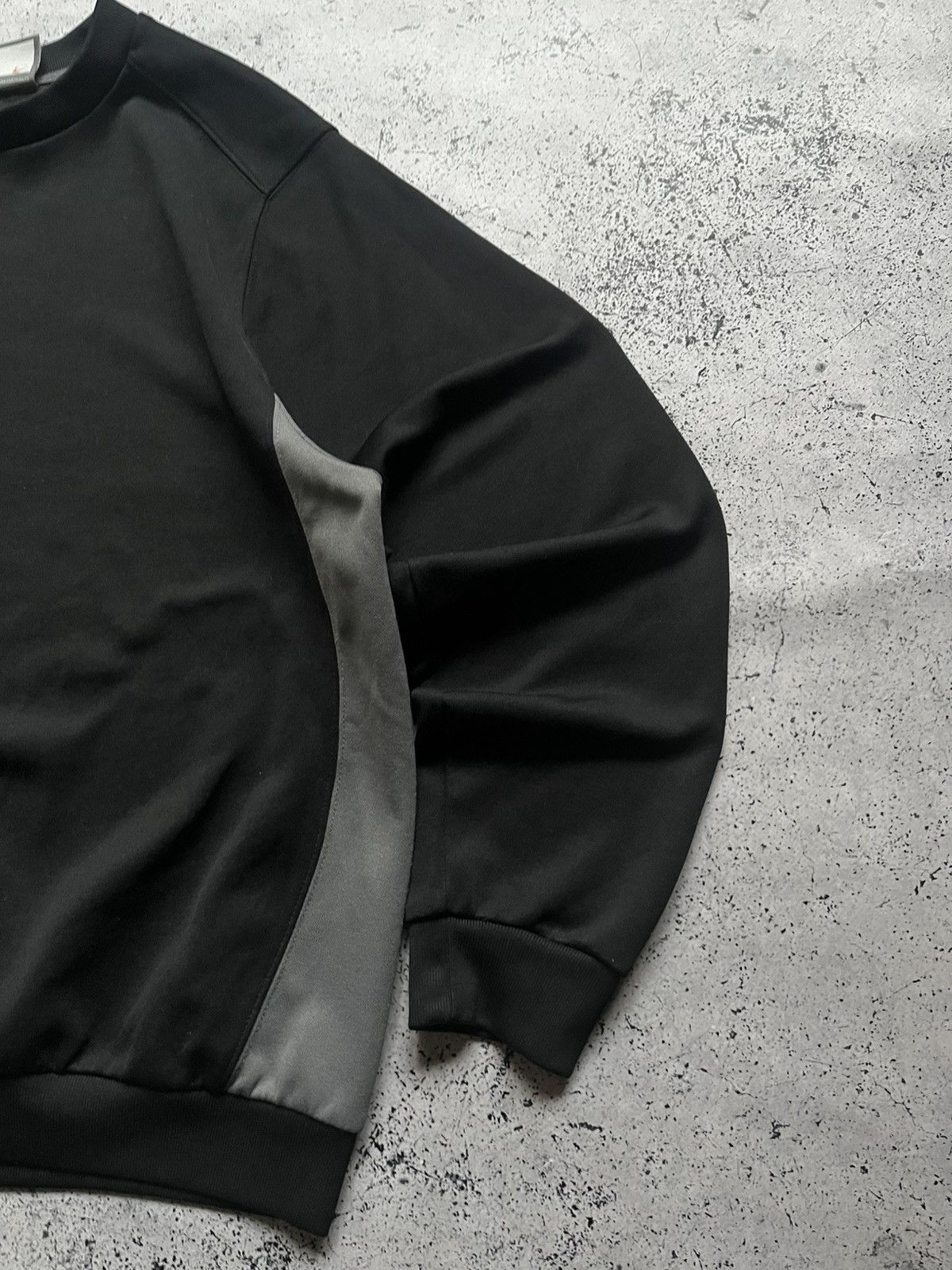 Nike Vintage Nike Total 90 Sweatshirt Mini Logo Y2K USA Size US S / EU 44-46 / 1 - 2 Thumbnail