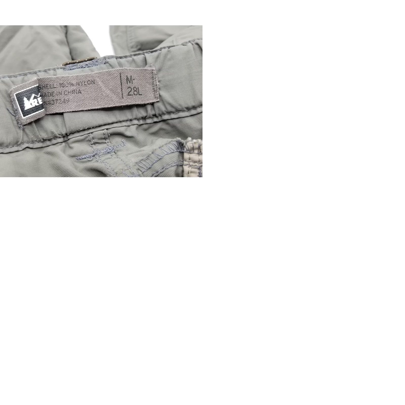 Vintage REI Coop Convertible Pants Mens Medium Gray Nylon Flex Waist Cargo Flat Front Breathable Lightweight Inseam 32in Belt Loops Pockets Olive Gray Size US 31 - 9 Thumbnail